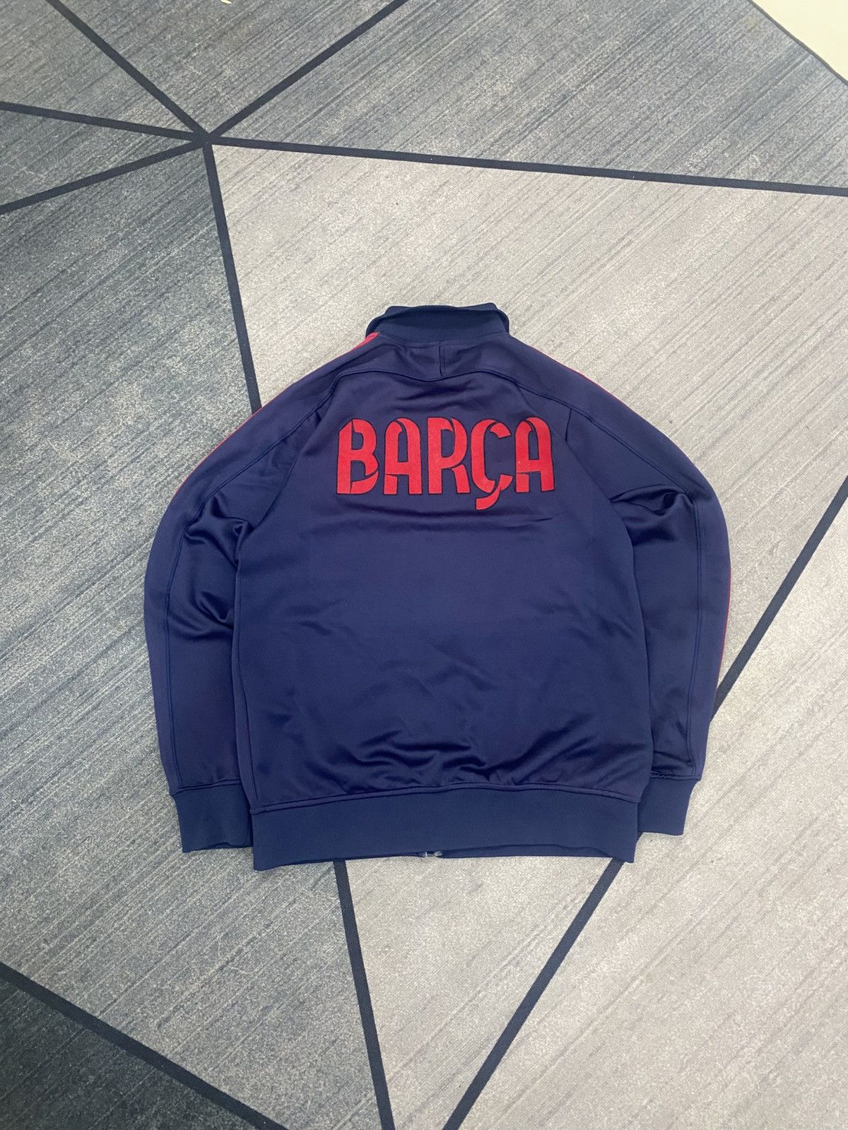 Nike Barcelona Tracktop Size US L / EU 52-54 / 3 - 2 Thumbnail