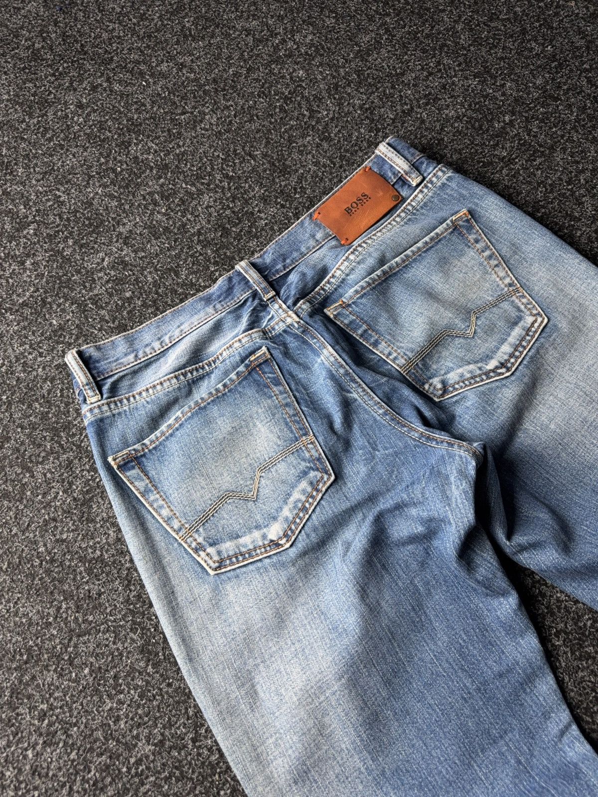 Hugo Boss Vintage 90s Y2K BOSS Orange Distressed Button Fly Jeans Size US 35 - 16 Thumbnail