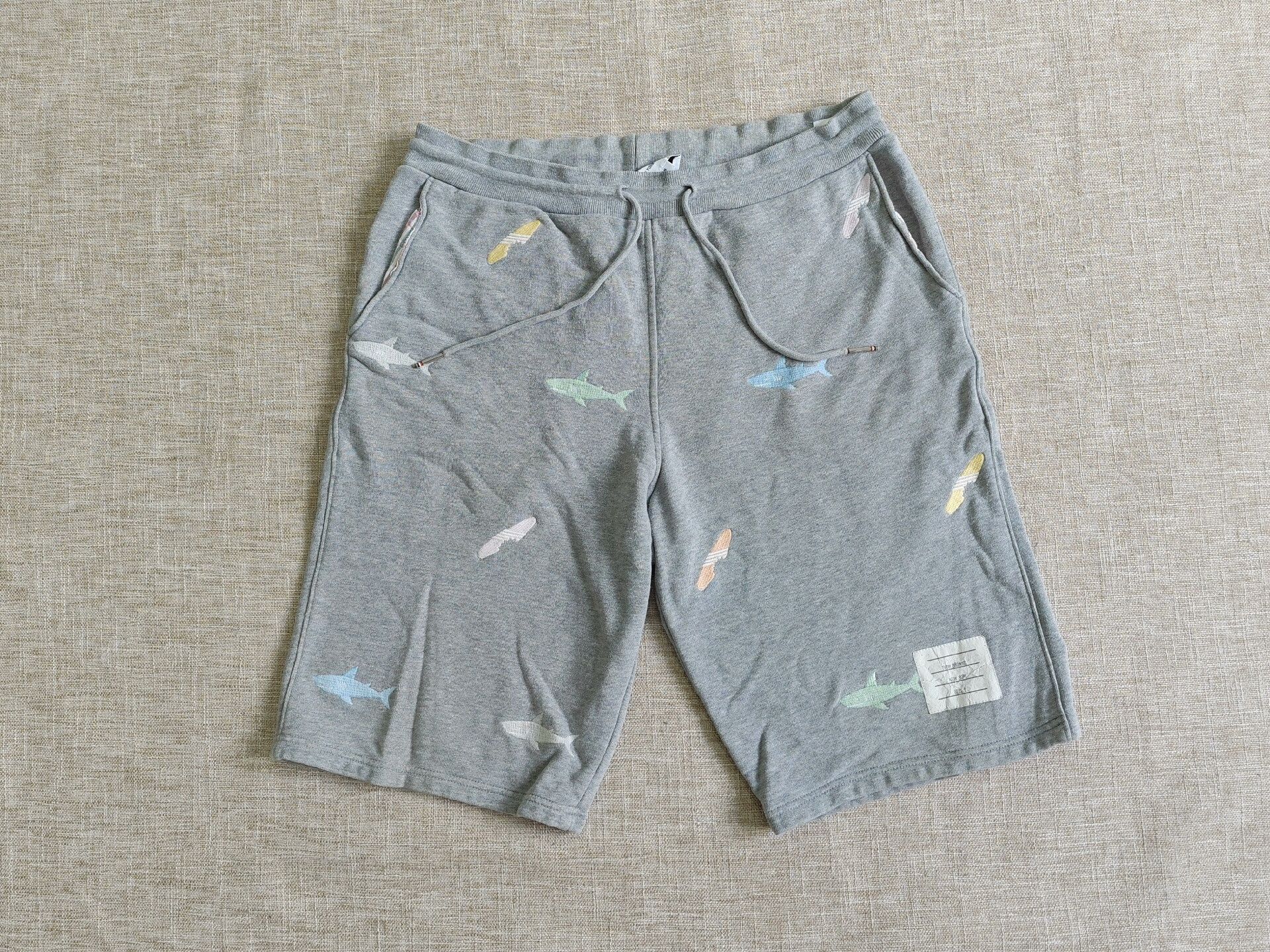 Thom Browne Thom Browne Men's Runway Shark Shorts Size US 26 / EU 42 - 1 Thumbnail