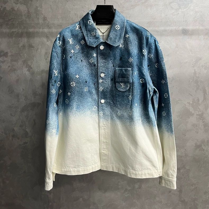 Louis Vuitton Louis Vuitton Blue and White Gradient Full Print Starry Sky Size US XL / EU 56 / 4 - 1 Thumbnail