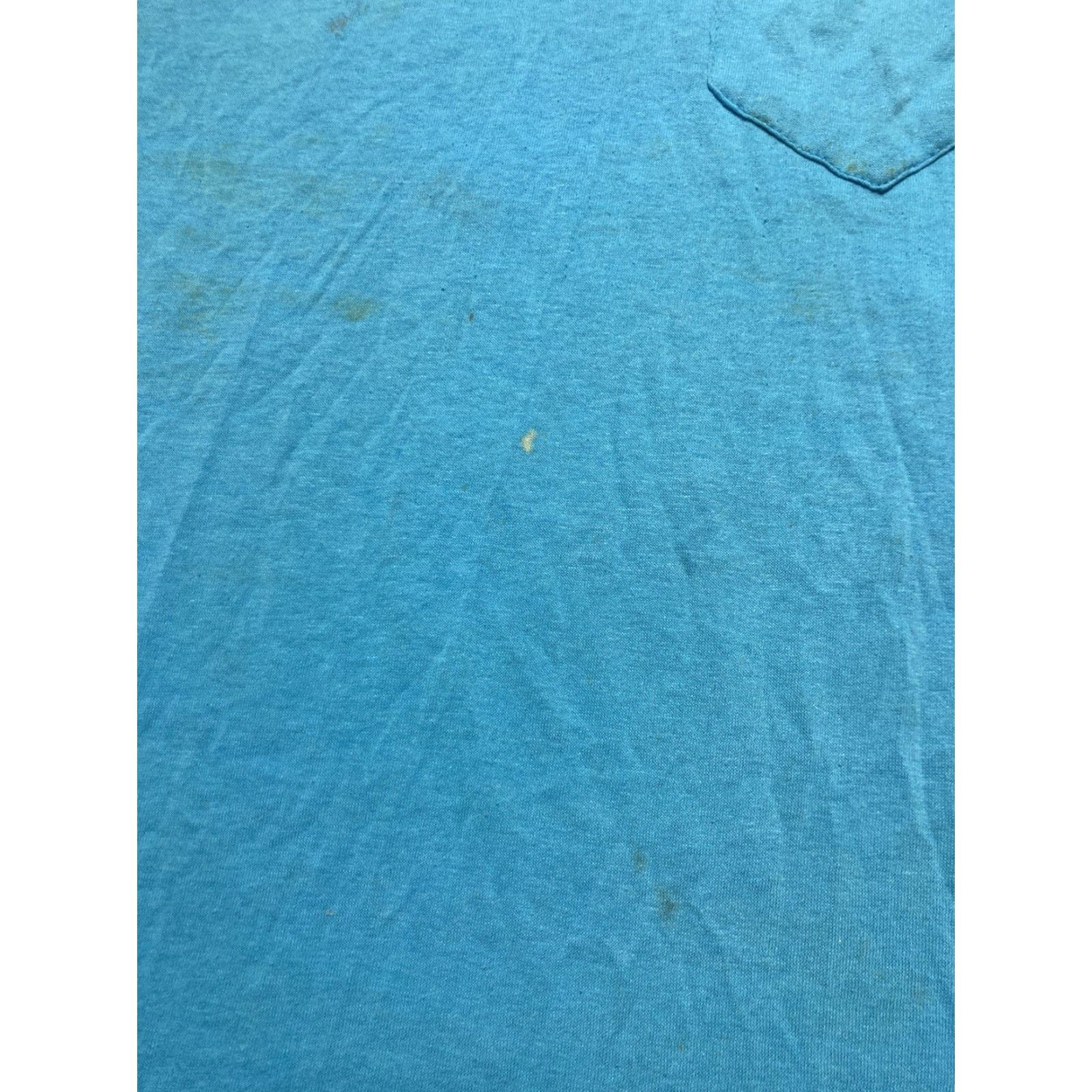 Altea VINTAGE 80s sleeveless pocket t shirt teal blue muscle worn soft medium Blue T-Shirt Men Sleeveless Pockets 80s Vintage M & M Medium Size US M / EU 48-50 / 2 - 3 Thumbnail