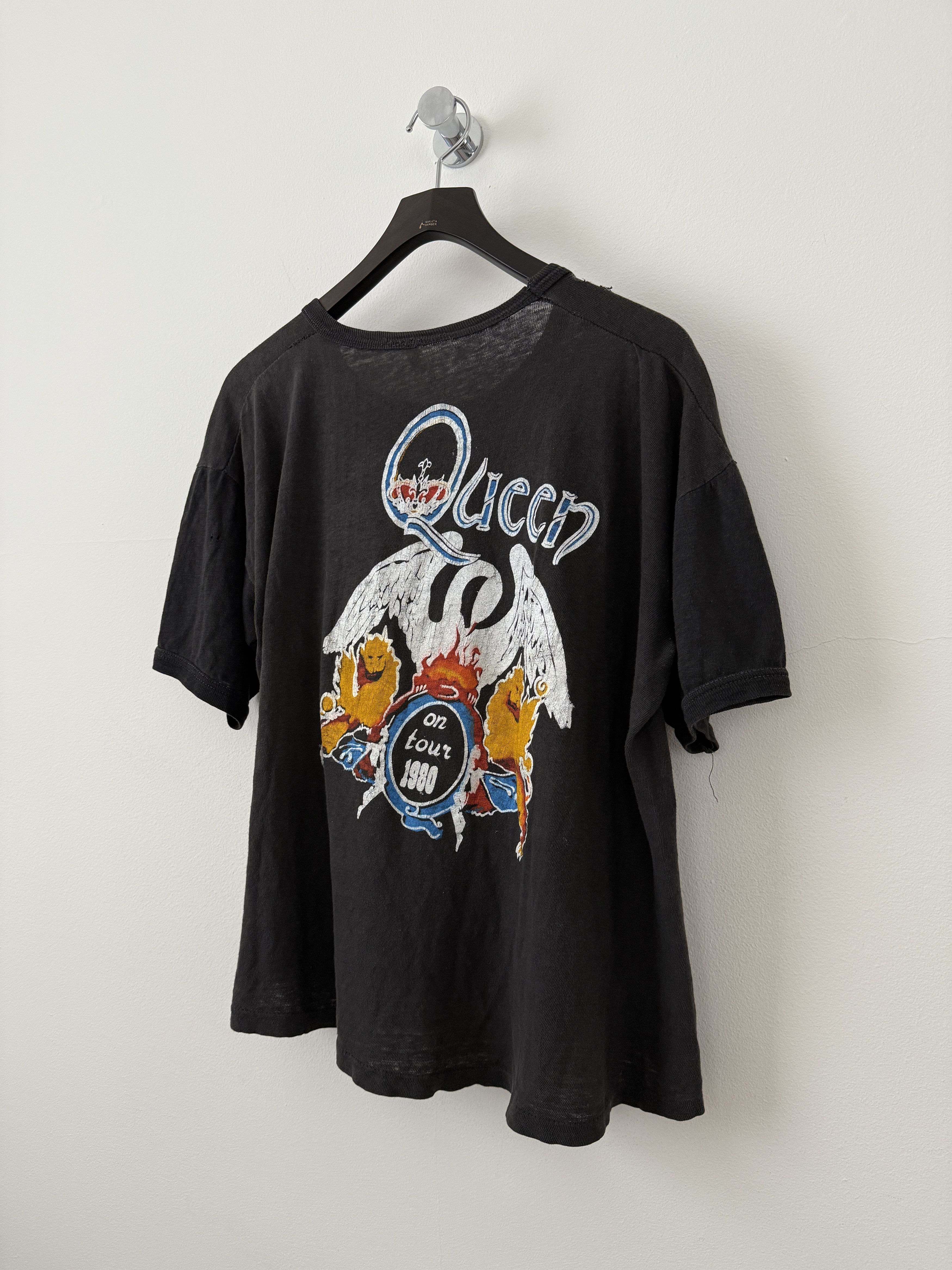 Vintage 1980 Queen Tour Tee Size US S / EU 44-46 / 1 - 11 Thumbnail