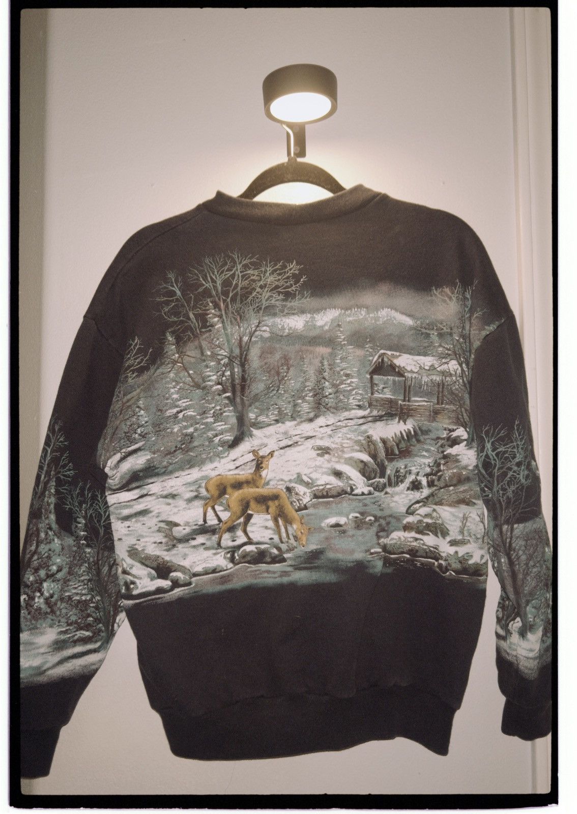 Vintage Vintage 90s Art Winter Wonderland Scene Sweatshirt Size US M / EU 48-50 / 2 - 2 Thumbnail