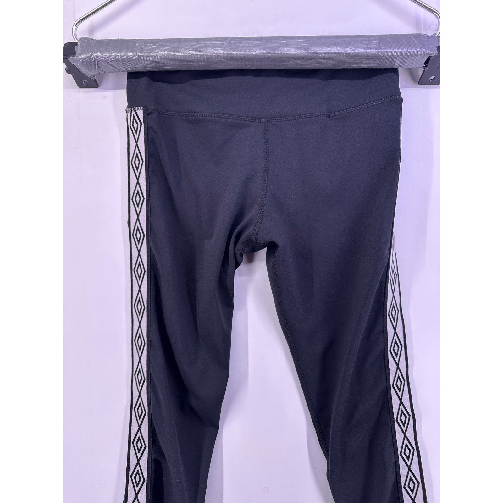 Umbro Umbro Black and White Double Diamond Size Large 12 Size 34" / US 12 / IT 48 - 4 Thumbnail