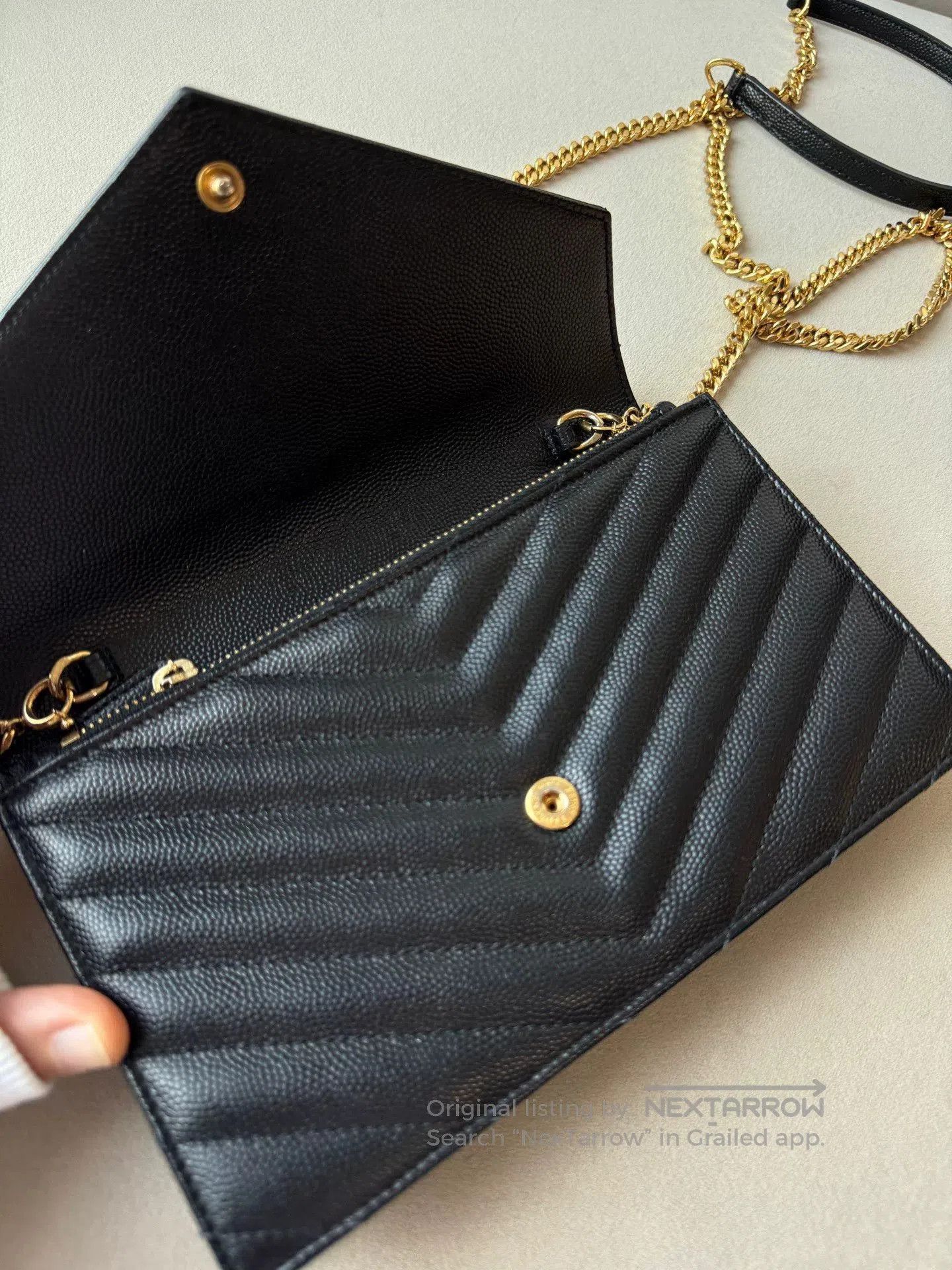 Yves Saint Laurent YSL Black Caviar Leather WOC Envelope Bag. Size ONE SIZE - 6 Thumbnail
