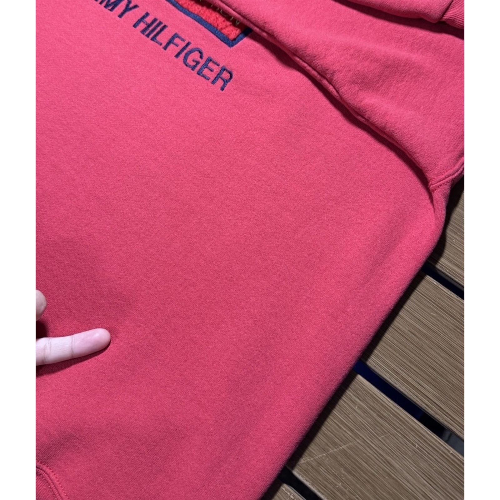 Tommy Hilfiger Vintage 1990's Tommy Hilfiger Sweatshirt Size Large Size US L / EU 52-54 / 3 - 8 Thumbnail