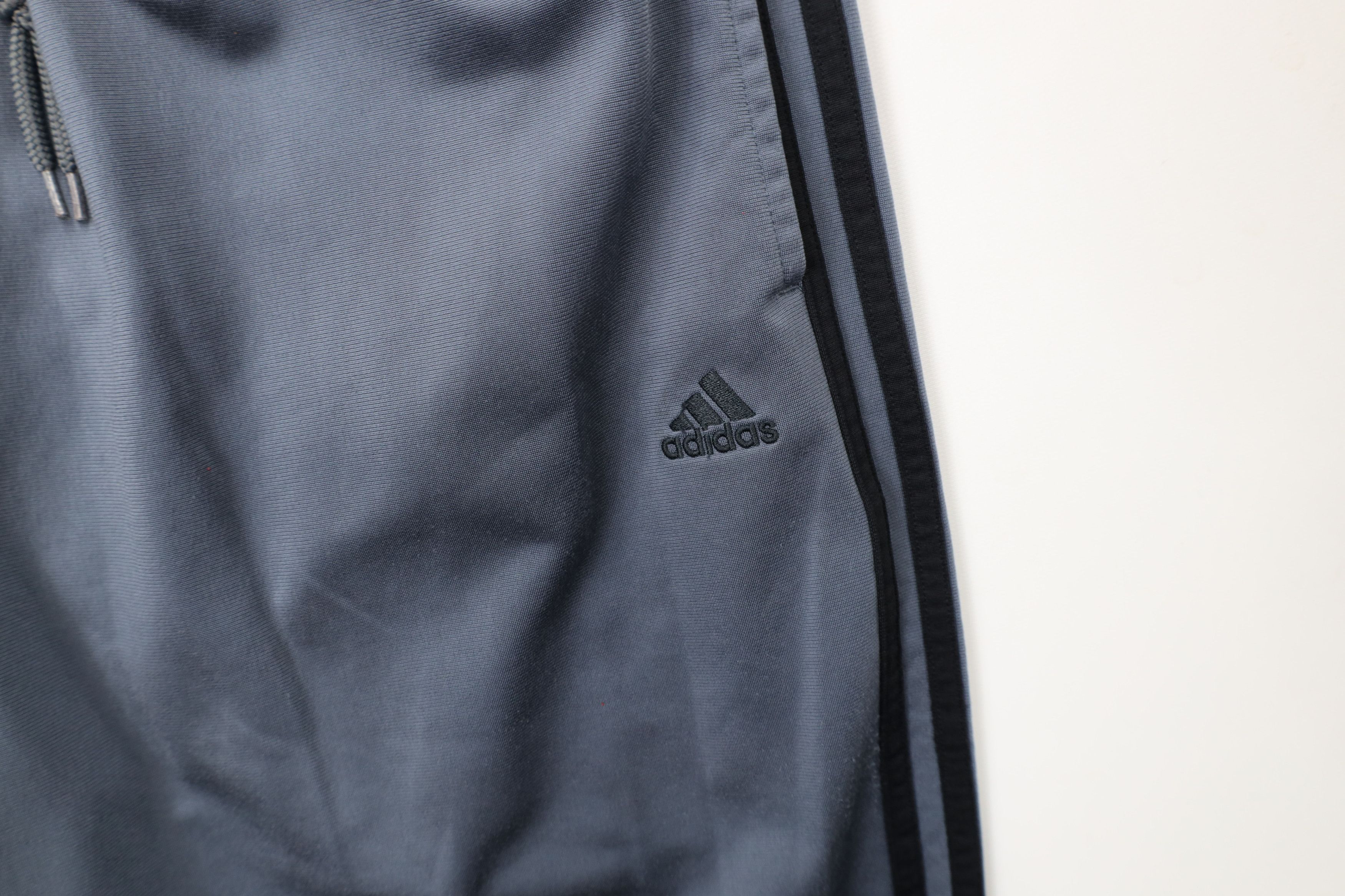 Vintage Vintage Y2K Adidas Striped Wide Leg Sweatpants Pants Gray Size US 34 / EU 50 - 6 Thumbnail