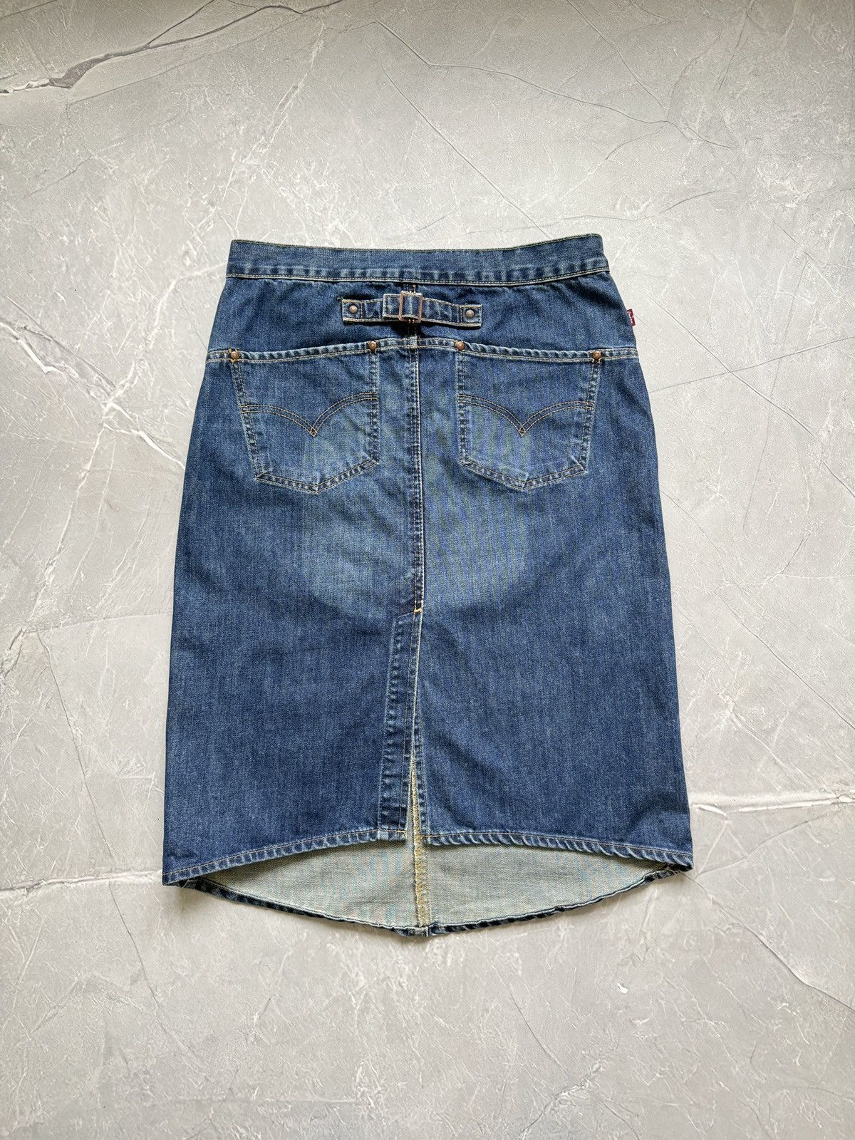 Levi's Vintage Clothing Vintage Levis Back Buckle Denim Midi Skirt Size 30" / US 8 / IT 44 - 1 Thumbnail