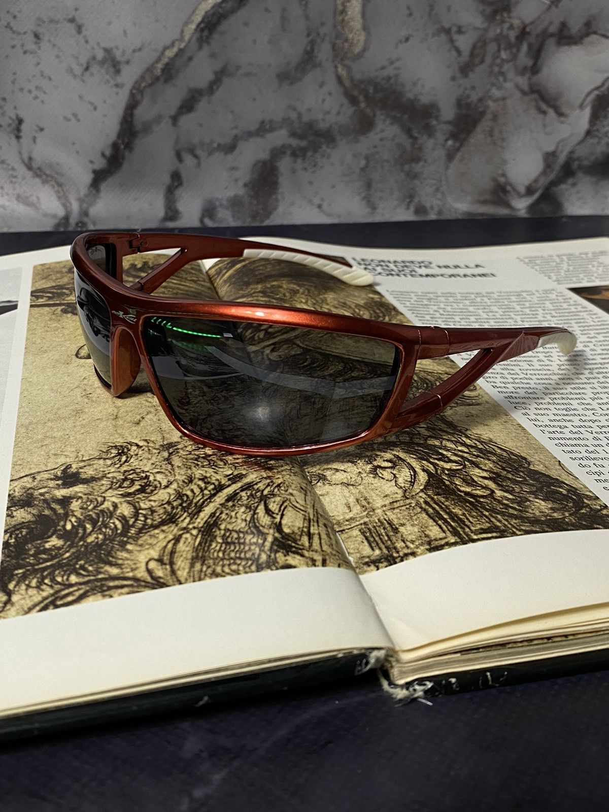 Vintage Sporty Sunglasses for Daily Use Size ONE SIZE - 1 Thumbnail