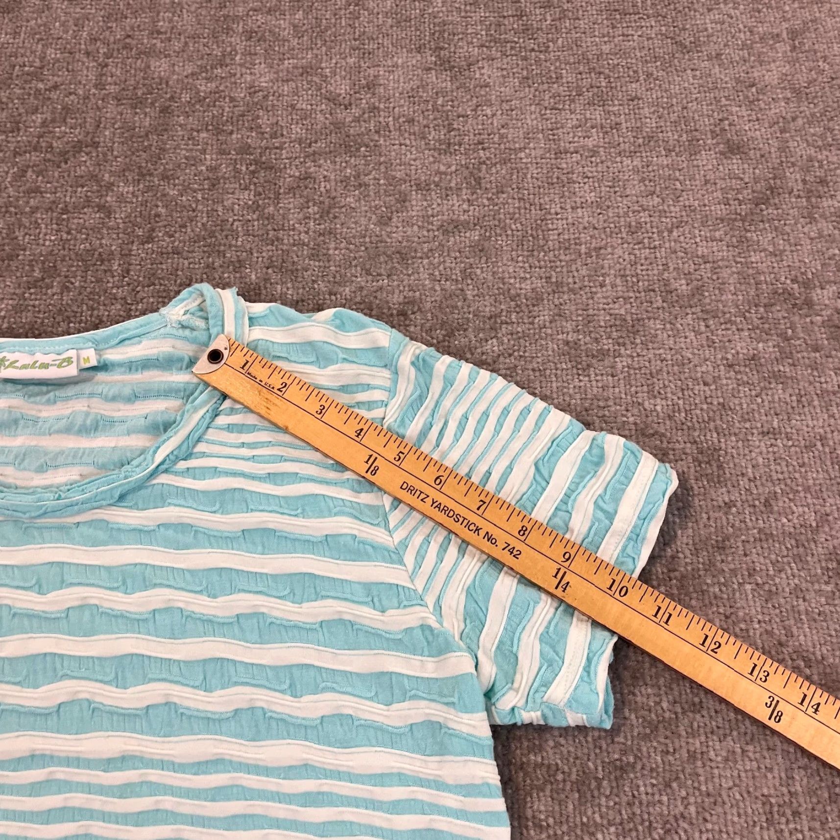 Vintage LULU B Shirt Womens Medium Blue White Striped Top Textured Short Sleeve Outdoor Shirt Size M / US 6-8 / IT 42-44 - 5 Thumbnail