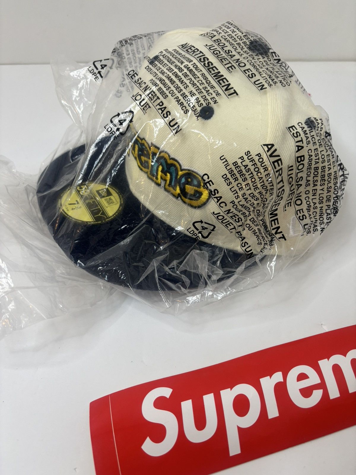 Supreme Supreme Gonz Logo New Era Natural Size 7 3/4 Size ONE SIZE - 6 Thumbnail