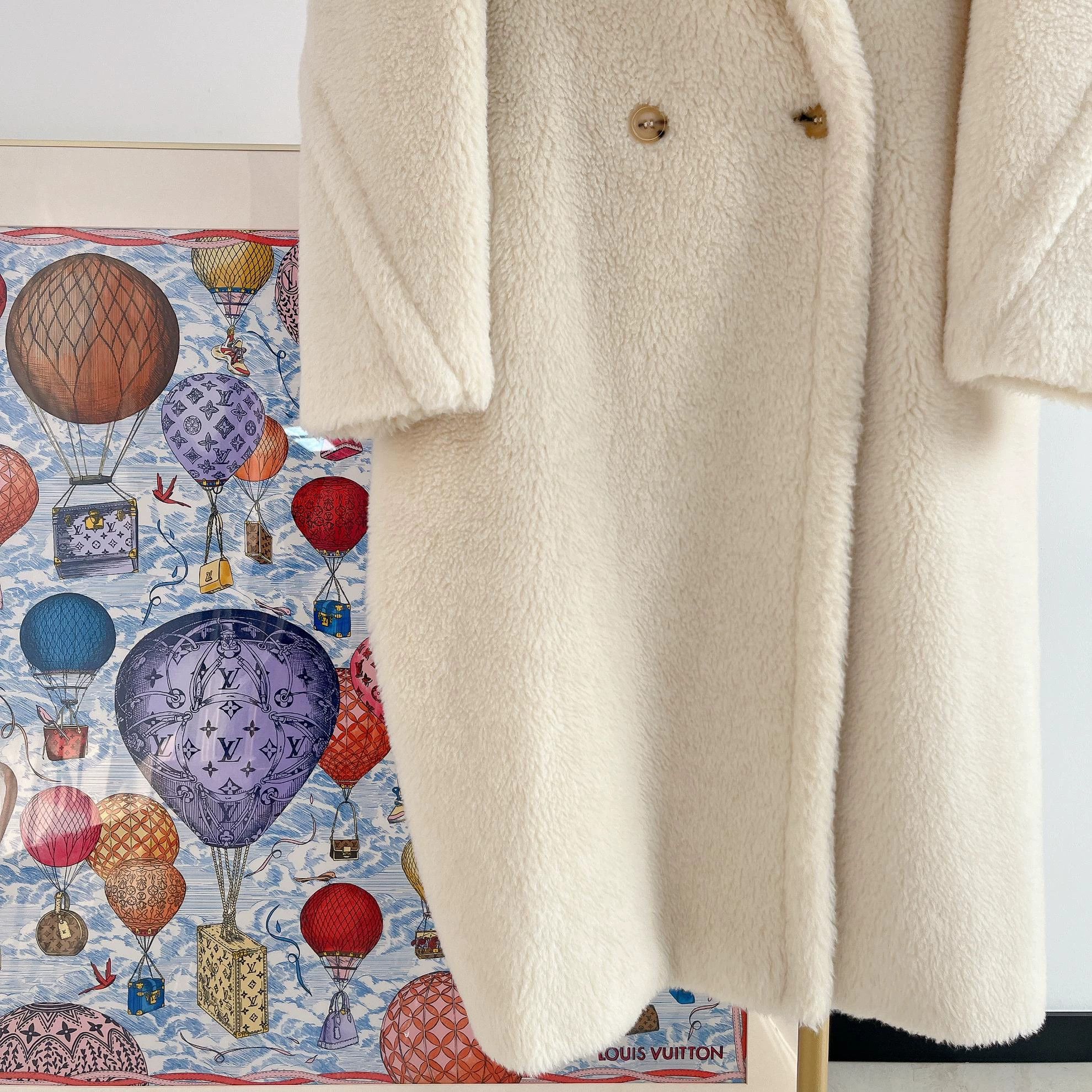 Max Mara Maxmara White Teddy Coat S 8705 Size S / US 4 / IT 40 - 4 Thumbnail