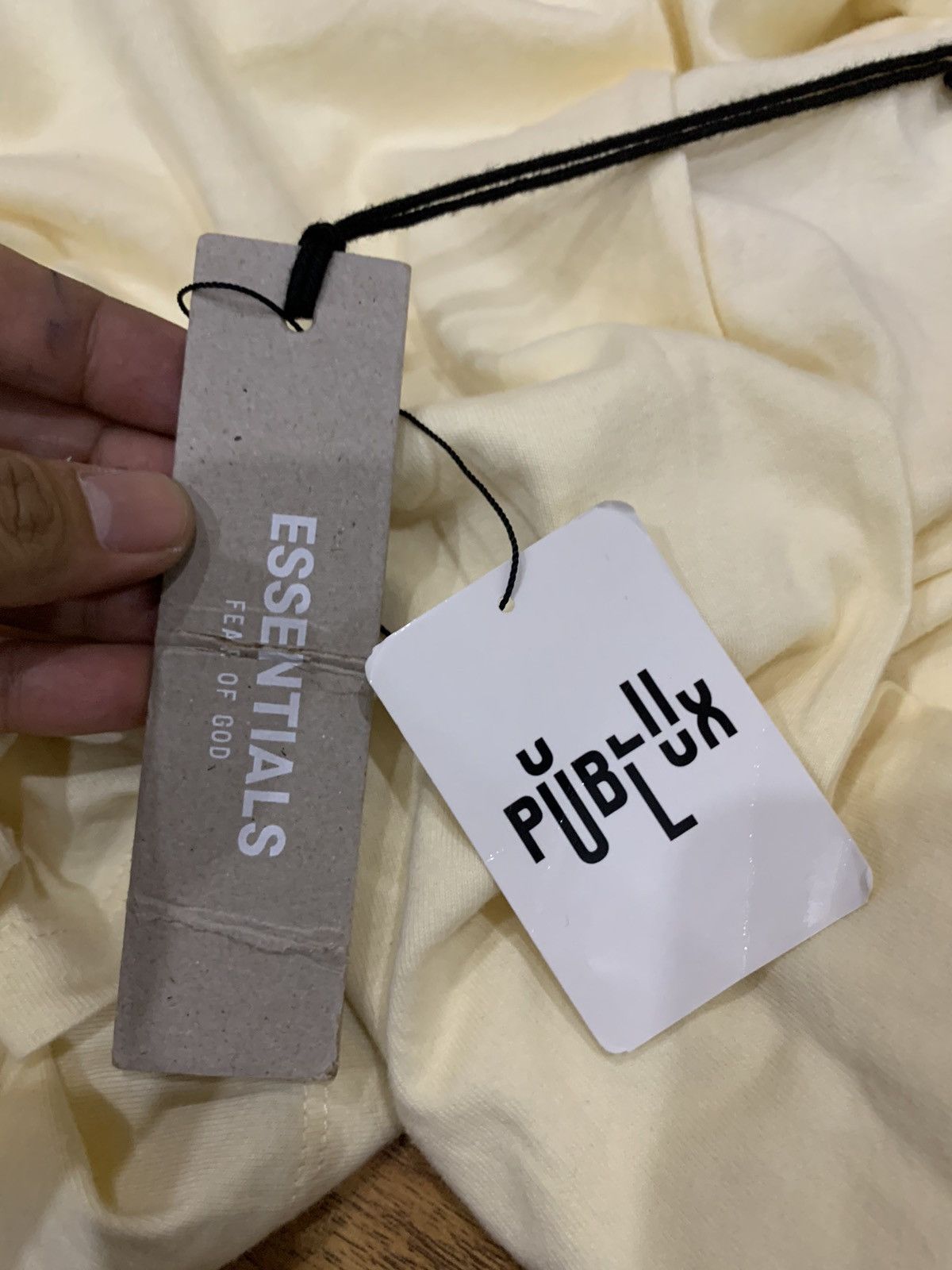 Fear of God ESSENTIALS X FEAR OF GOD SS21 LONG SLEEVES SHIRT Size US L / EU 52-54 / 3 - 12 Thumbnail