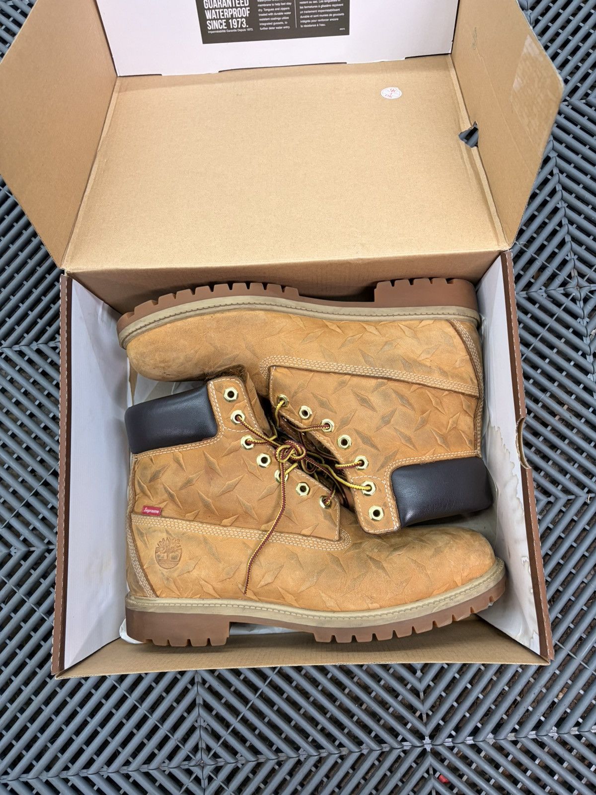 Supreme × Timberland Supreme Timberland "Diamond Plated" Boots Size US 10.5 / EU 43-44 - 4 Thumbnail
