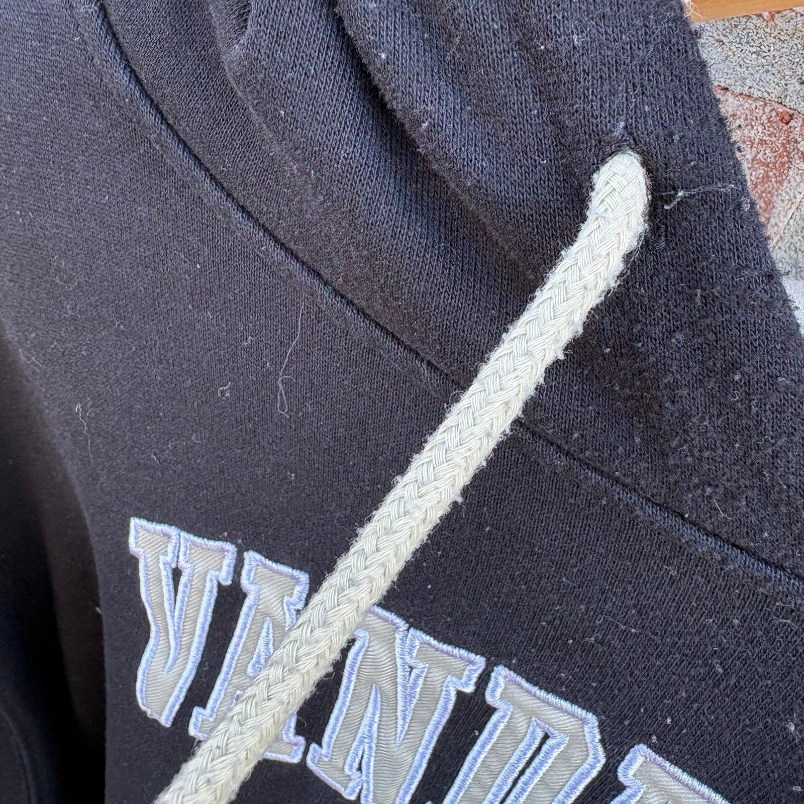 Colosseum Athletics Vintage Vandy black hoodie Size US XL / EU 56 / 4 - 6 Thumbnail