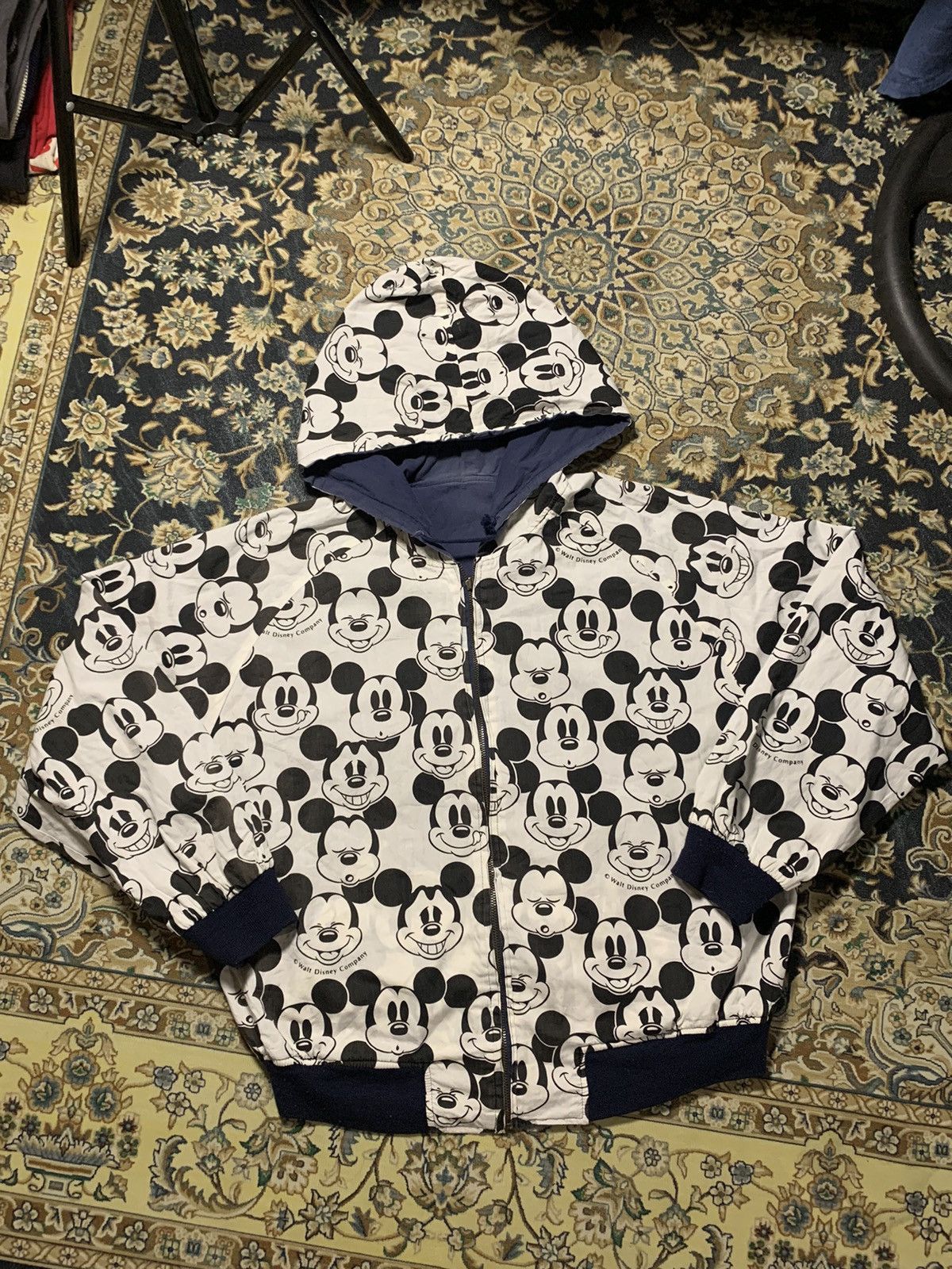 Disney × Mickey Mouse Rare Vintage Poppins Mickey Mouse Reversible Hoodie Size US M / EU 48-50 / 2 - 1 Thumbnail