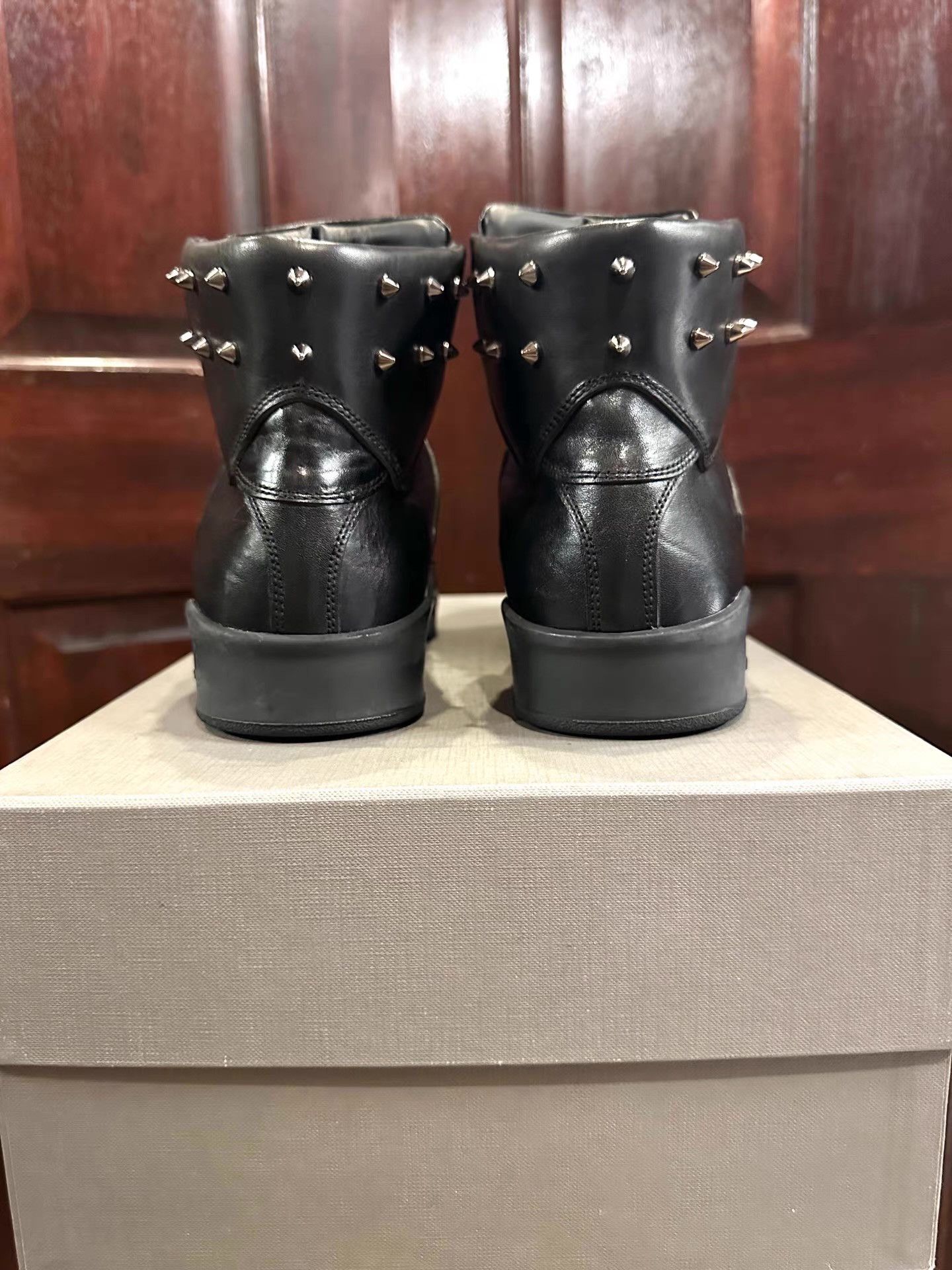 Alexander McQueen Alexander McQueen 15SS black studded mid-top Ｑ25 Size US 7.5 / EU 40-41 - 3 Thumbnail