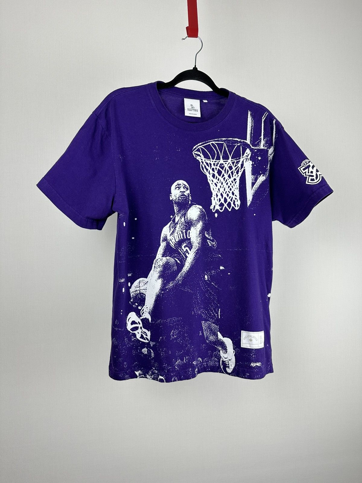 October's Very Own OVO x Raptors Vince Carter Dunk Tee Purple NBA Drake Collab Size US S / EU 44-46 / 1 - 4 Thumbnail