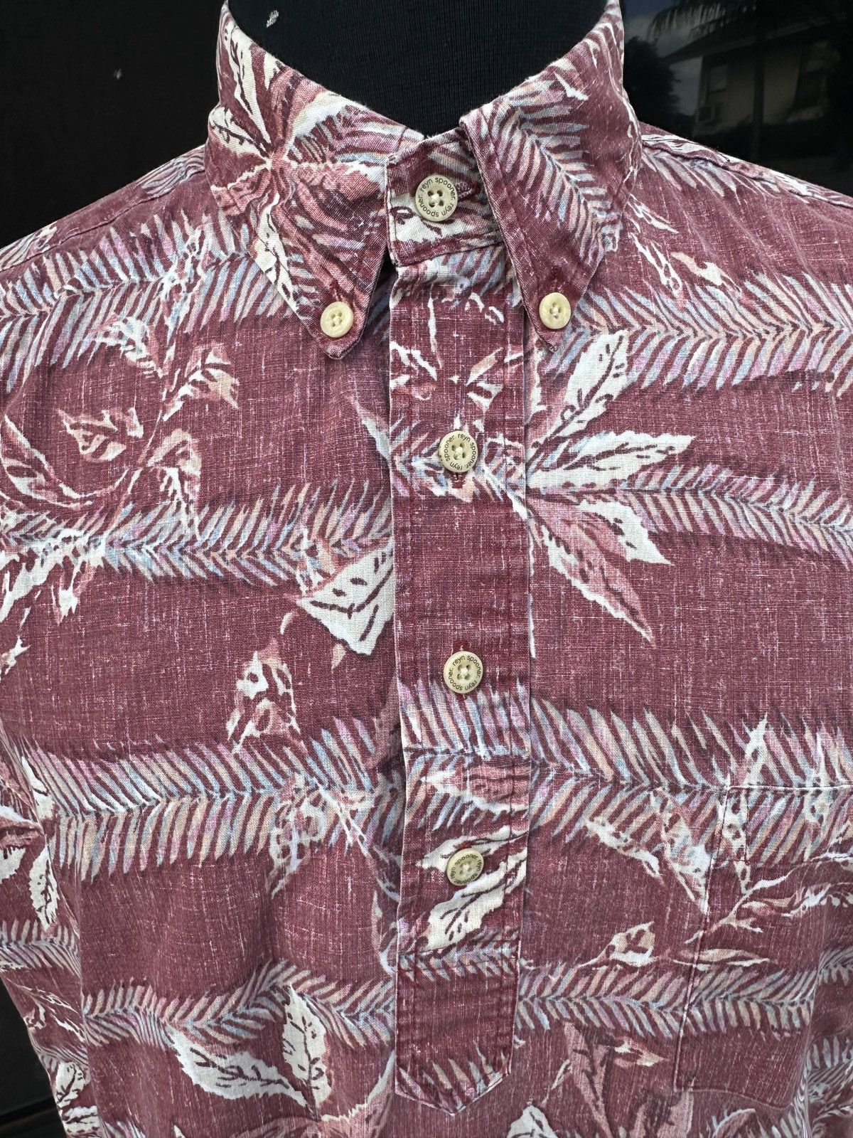Reyn Spooner PreOwned Reyn Spooner Hawaiian Print Red Men's M Size US M / EU 48-50 / 2 - 3 Thumbnail