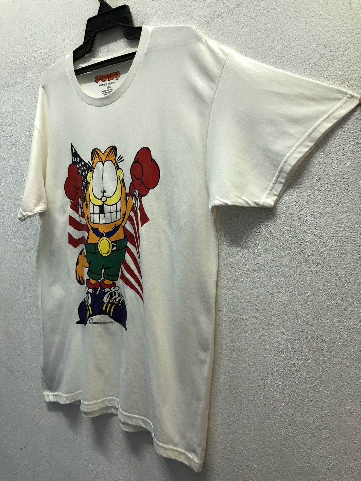 Vintage Vintage Garfield Never Hit Soft T-Shirt Size US XXL / EU 58 / 5 - 8 Thumbnail