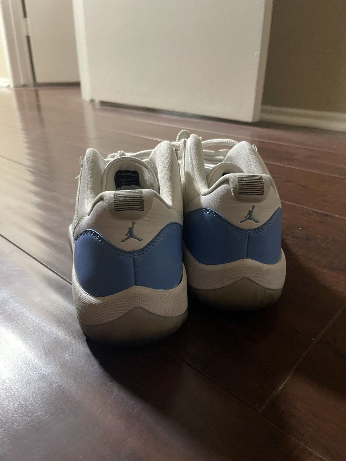 Jordan Brand UNC Jordan 11 Low Top Size US 11 / EU 44 - 5 Thumbnail