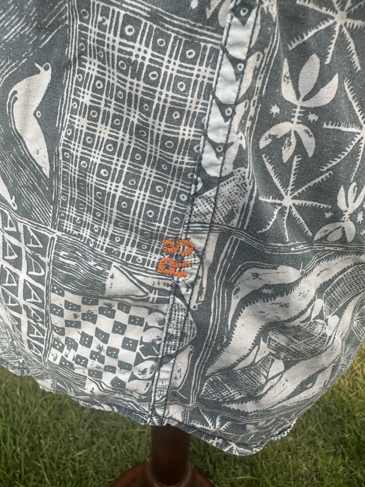 Reyn Spooner PreOwned Reyn Spooner Hawaiian Print Gray Men's Large Size US L / EU 52-54 / 3 - 3 Thumbnail