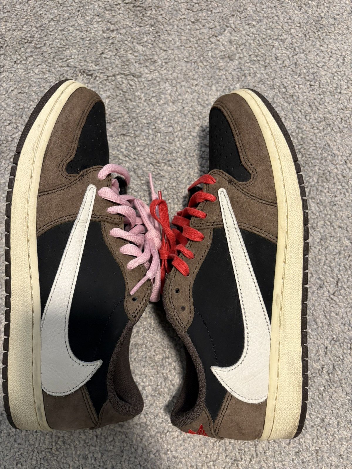 Nike TRAVIS SCOTT NIKE AIR JORDAN 1 LOW MOCHA Size US 10 / EU 43 - 4 Thumbnail