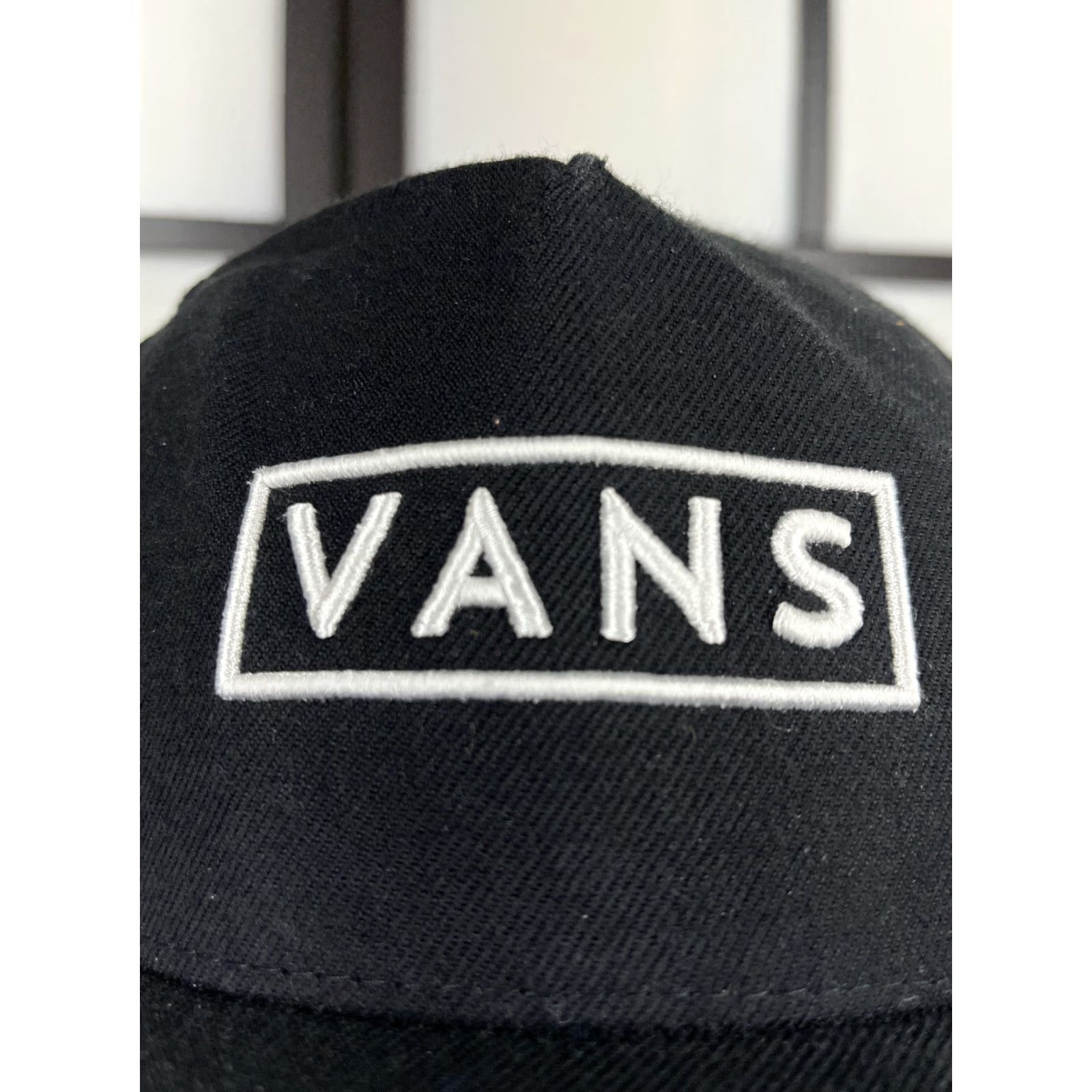 Vans VANS Hat Cap Snap Back Adult Black Wool Blend Embroidered Logo Beach Surf Skater Casual Size ONE SIZE - 2 Thumbnail