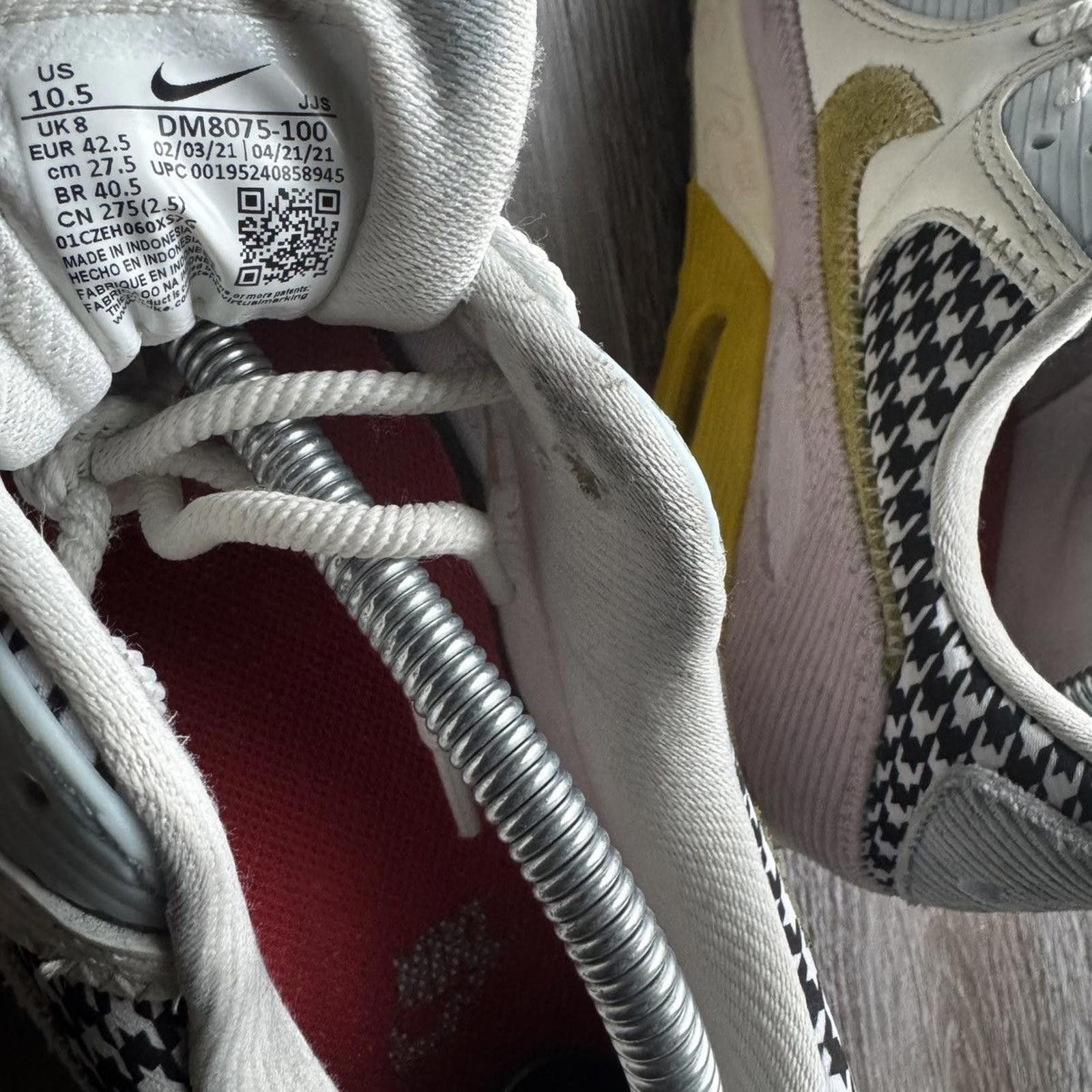 Nike NIKE • Air Max '90 Patchwork" (9M) Size US 9 / EU 42 - 5 Thumbnail