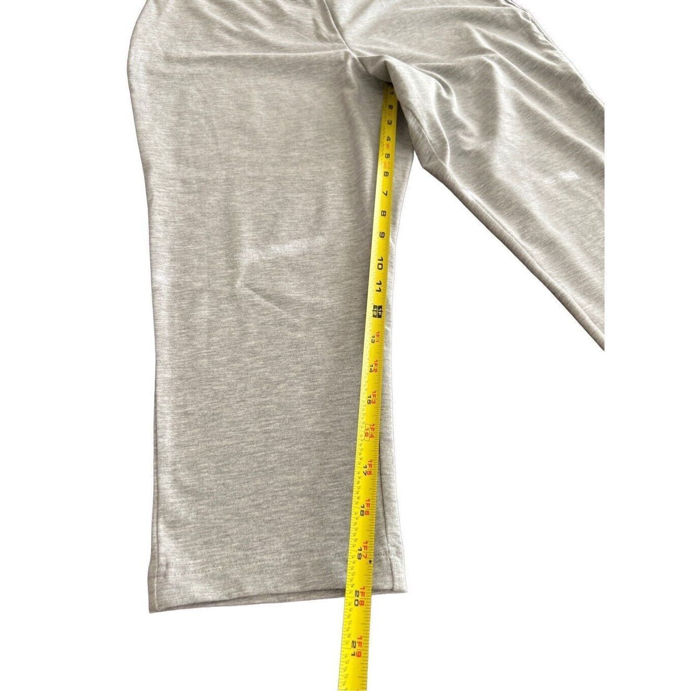 Foot Locker Lady Food Locker capri yoga pants size XL Size 36" / US 14 / IT 50 - 3 Thumbnail