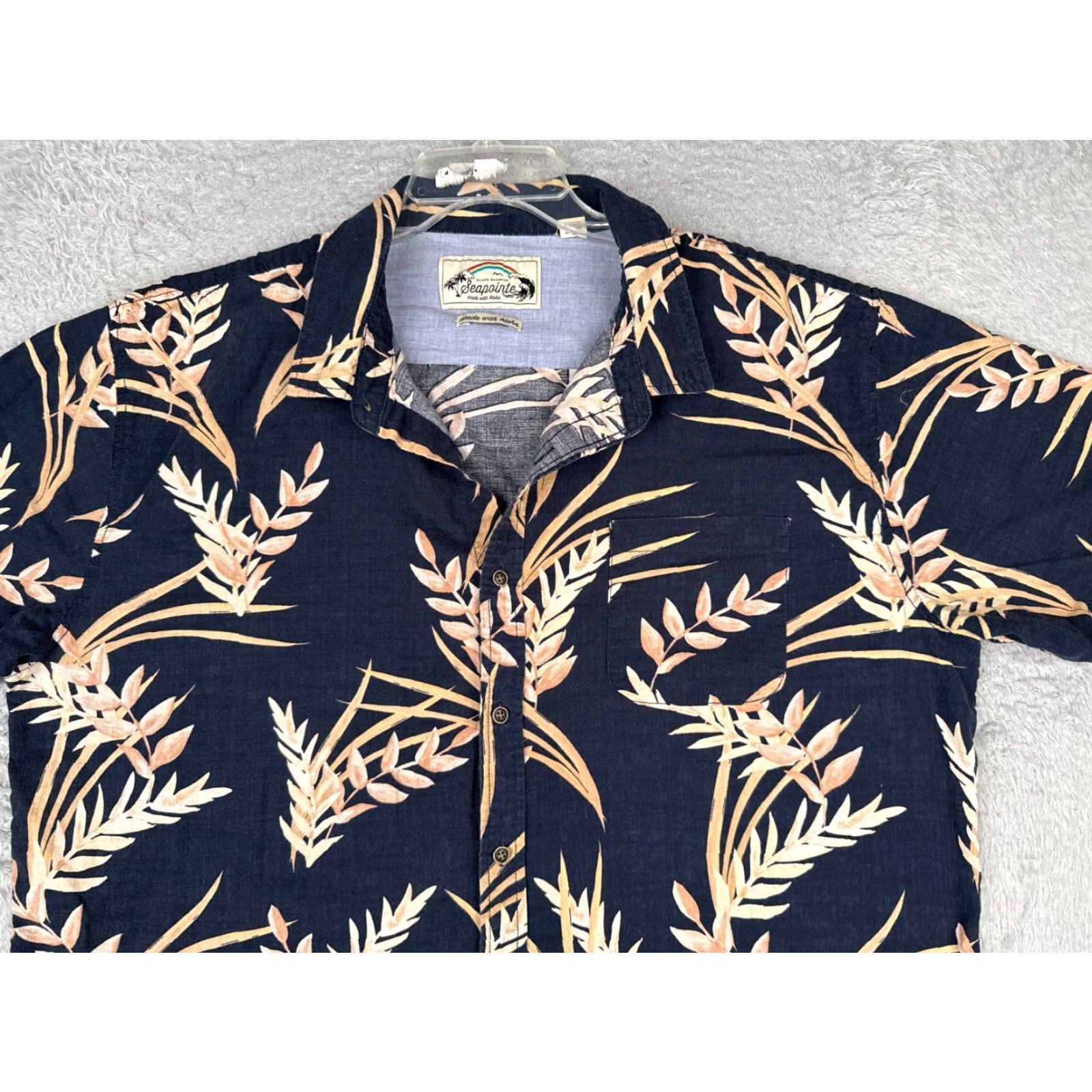 Lapointe Seapointe Men Shirt 2XL Floral Blue Beige Hawaiian Button-Up Aloha Beach Vacation Lightweight Polyester Blend Size US XXL / EU 58 / 5 - 4 Thumbnail