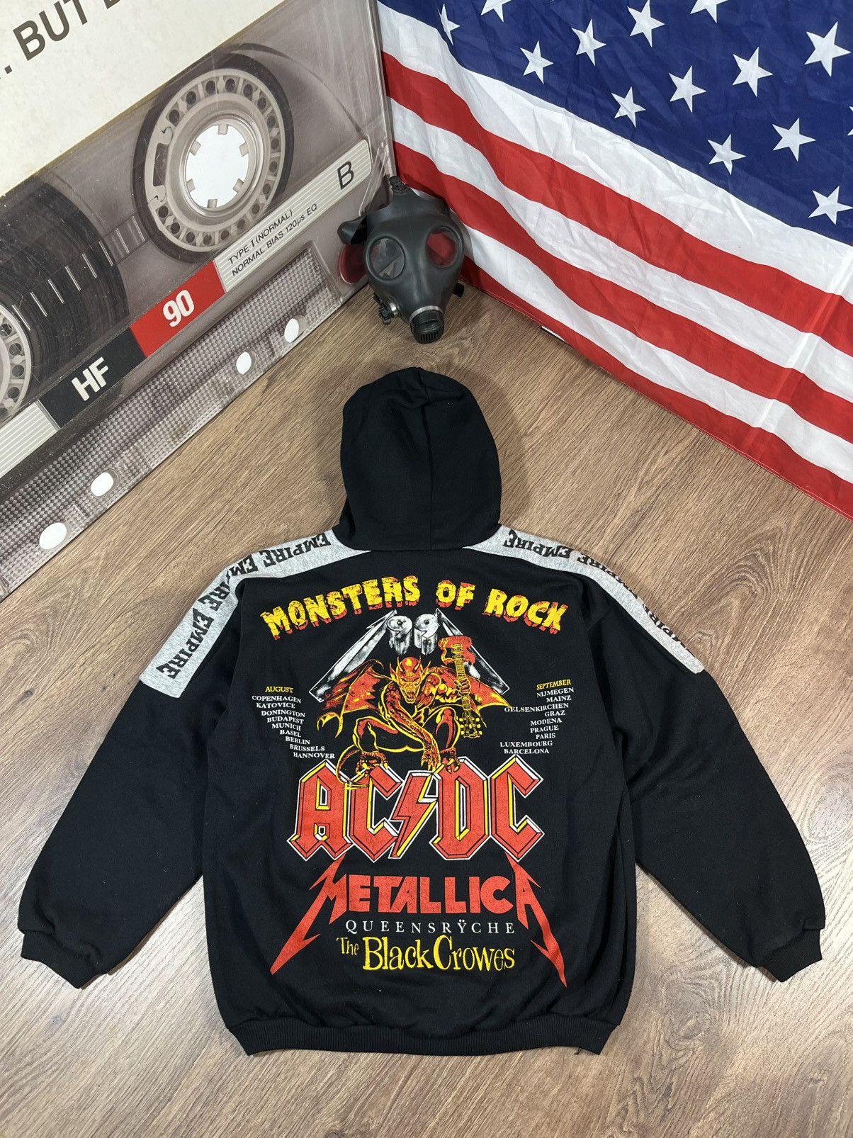 🎸MONSTERS OF ROCK🎸METALICA AC⚡️DC 90s Very Rare Hoodie