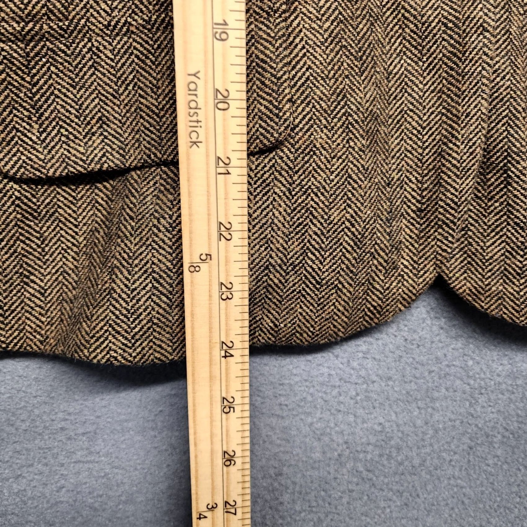 Vintage VINTAGE DressBarn Blazer Women 12 Brown Herringbone Wool Blend Floral Applique Jacket Blazer Womens Size XL / US 12-14 / IT 48-50 - 6 Thumbnail