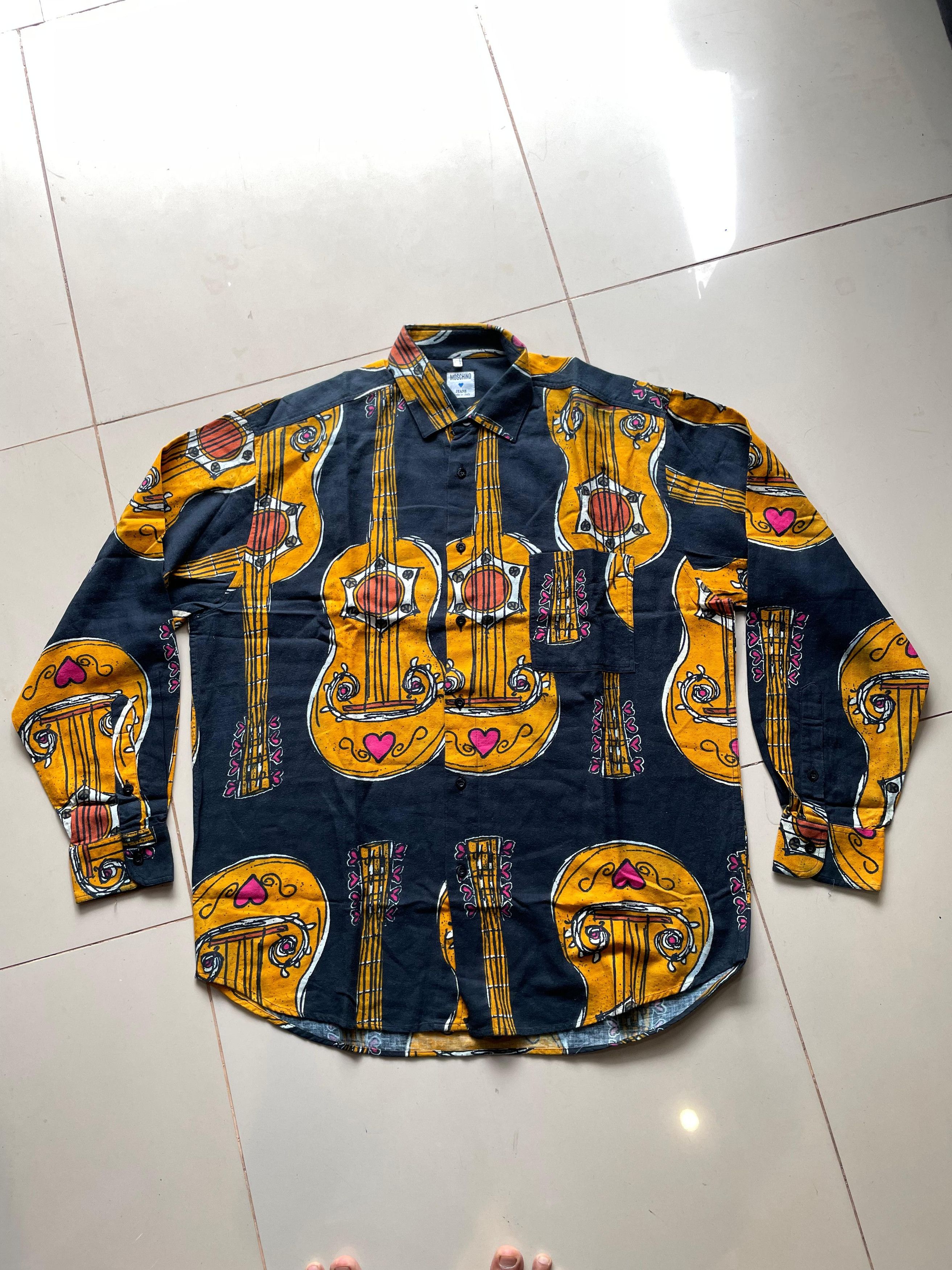 Moschino × Vintage Vintage Rare Moschino Picasso Guitar printed Size US L / EU 52-54 / 3 - 1 Thumbnail