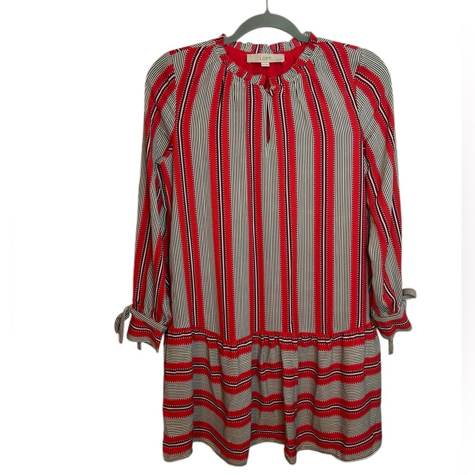 Loft Loft Red and White Striped Flounce Dress Size XS / US 0-2 / IT 36-38 - 1 Thumbnail