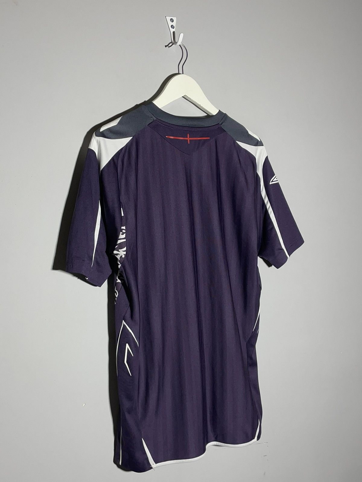 Umbro England Goalkeeper Umbro 2008 Home Y2k Football Shirt Size US M / EU 48-50 / 2 - 10 Thumbnail