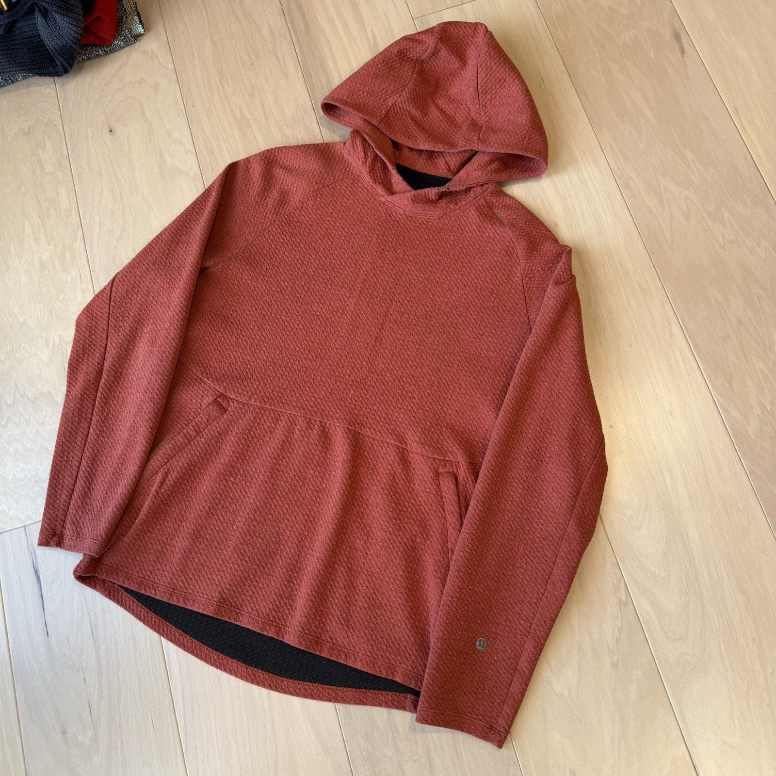 Lululemon Lululemon At Ease Hoodie Medium Orange Fleece Pullover Size US M / EU 48-50 / 2 - 9 Thumbnail