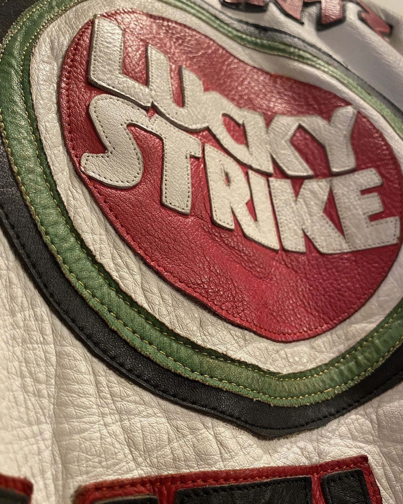 Vintage VINTAGE SUZUKI LUCKY STRIKE LEATHER RIDING JACKET Size US L / EU 52-54 / 3 - 13 Thumbnail