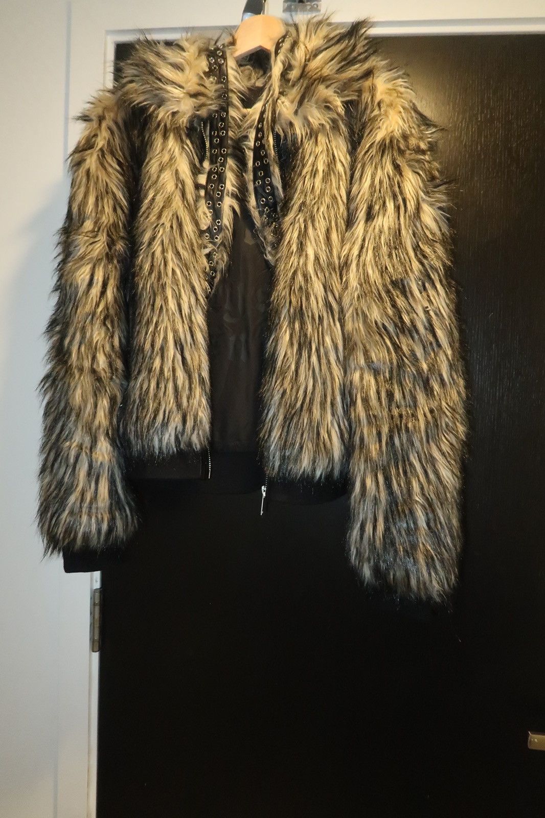 Vintage Fur coat Size US M / EU 48-50 / 2 - 5 Thumbnail