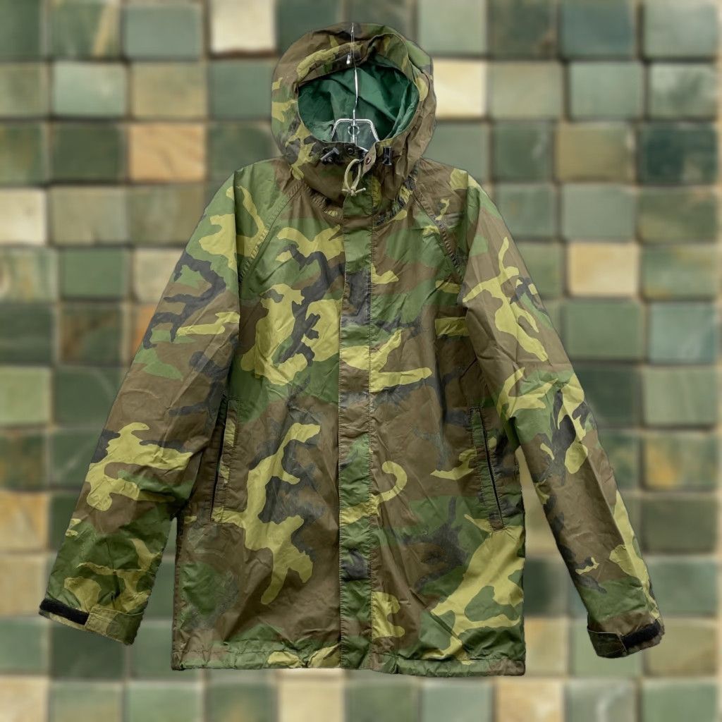Vintage VINTAGE US Army Goretex Windbreaker Parka Jacket Mens Medium Camo Workwear Utility Size US M / EU 48-50 / 2 - 1 Thumbnail