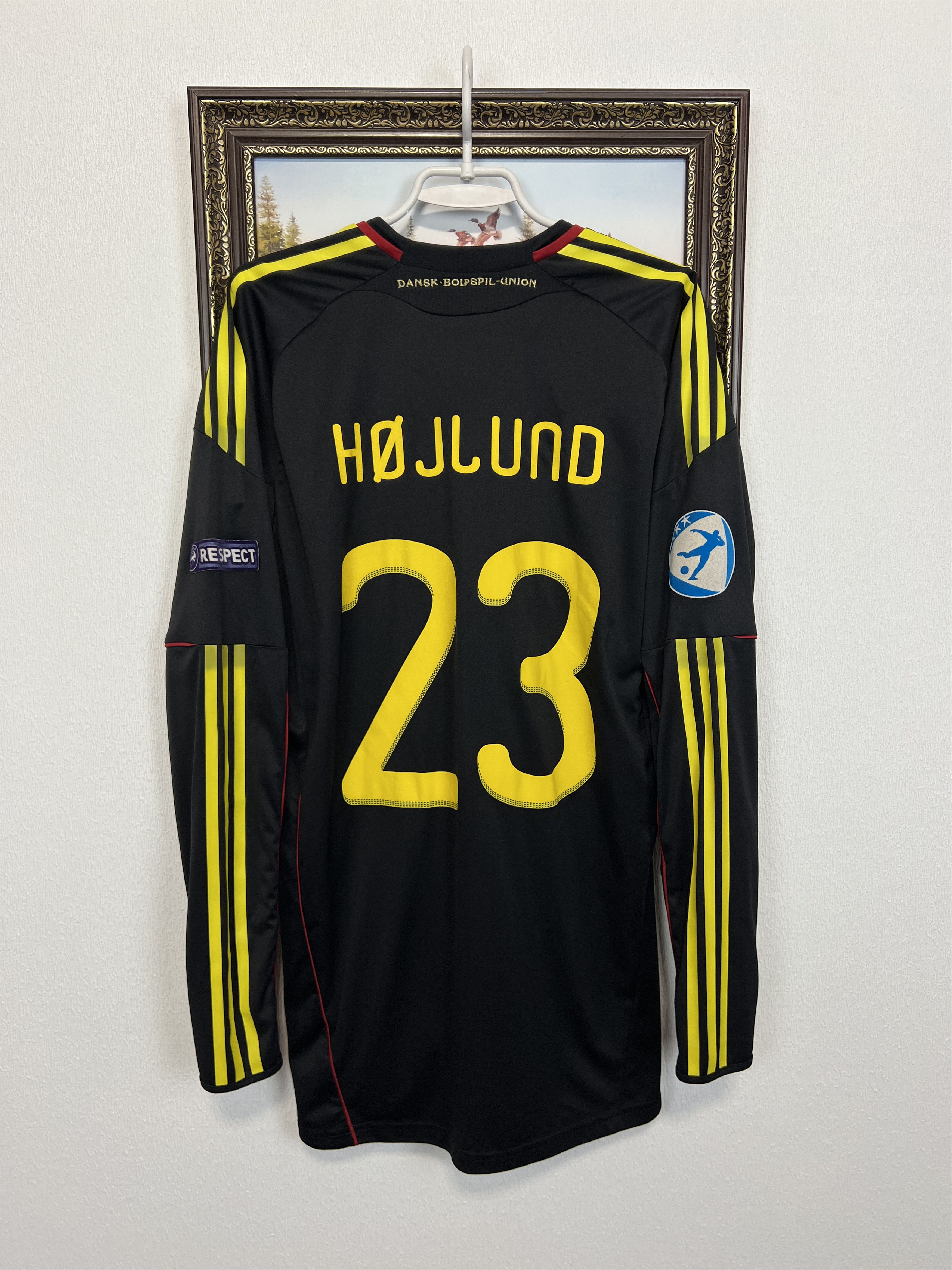 Adidas Denmark Goalkeeper shirt Nicklas Hojlund Match Worn Jersey Size US L / EU 52-54 / 3 - 11 Thumbnail