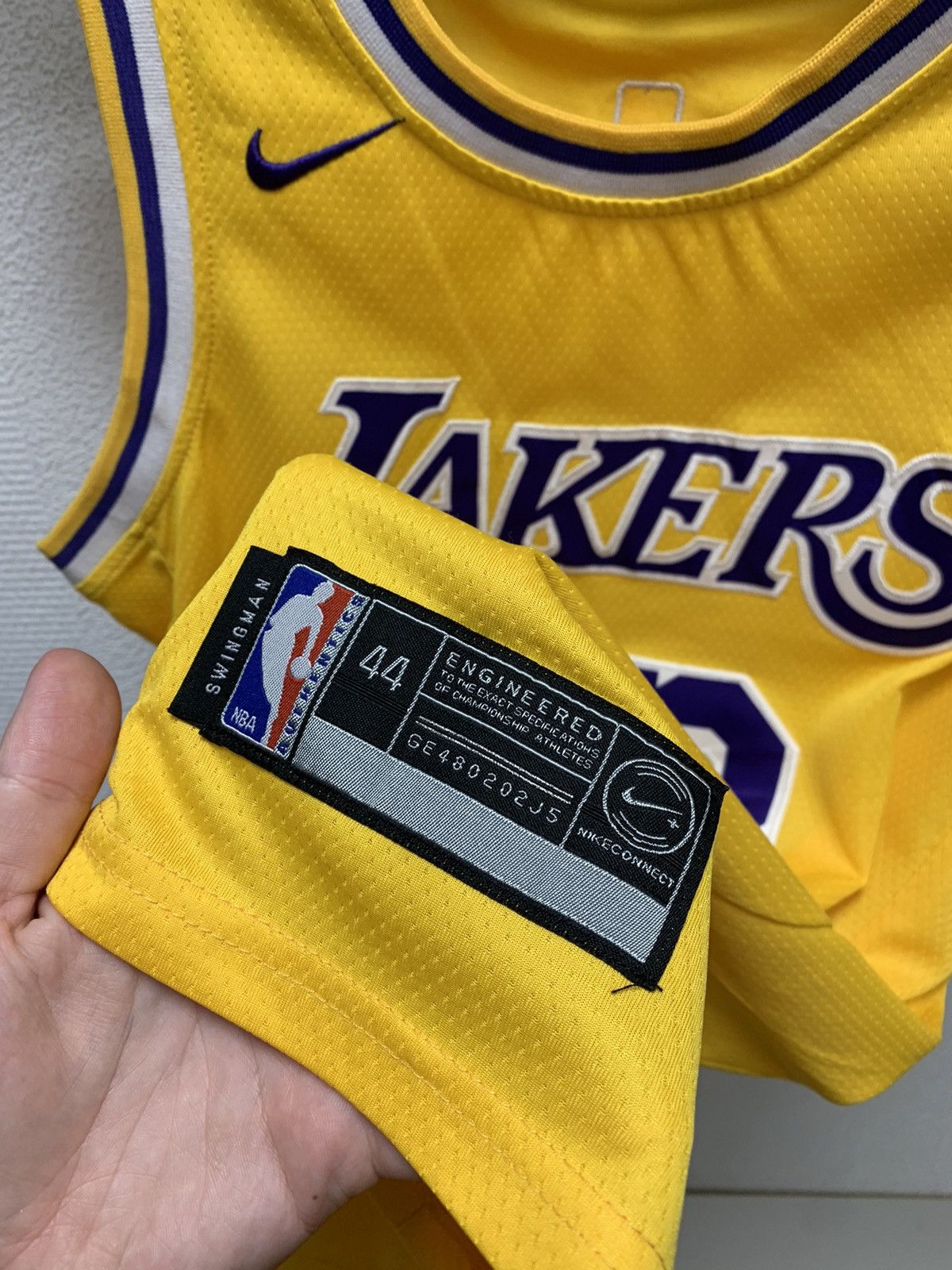 NBA Los Angeles Lakers Lebron James 23 NBA jersey 44 sz S-M LAL Size US S / EU 44-46 / 1 - 4 Thumbnail