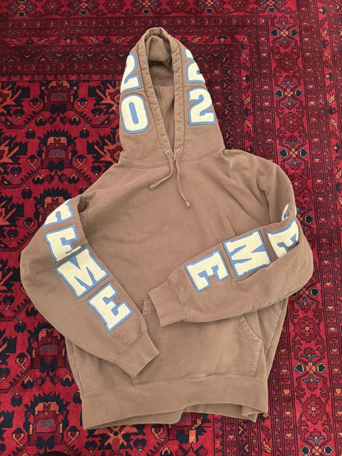 Supreme Supreme Team Hoodie Brown Size US M / EU 48-50 / 2 - 3 Thumbnail