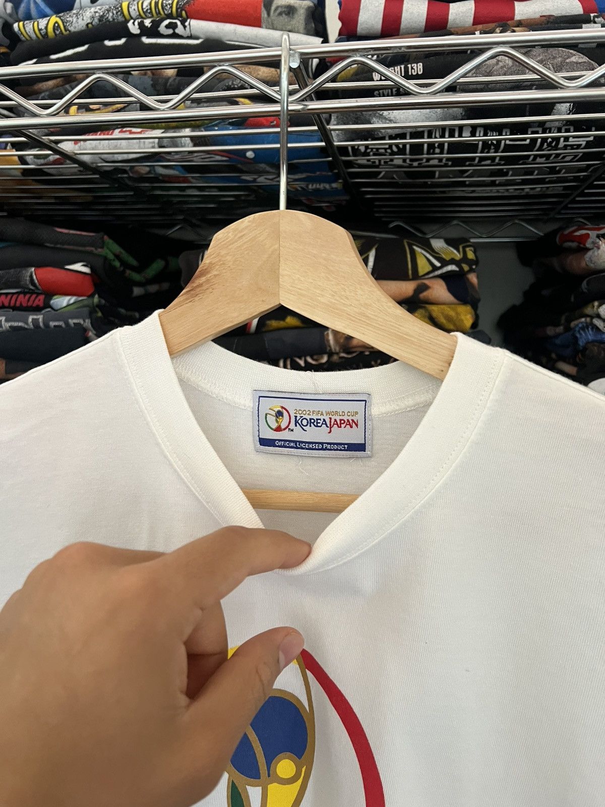 Vintage 2002 FIFA Soccer World Cup Korea Japan Tee Size US S / EU 44-46 / 1 - 3 Thumbnail