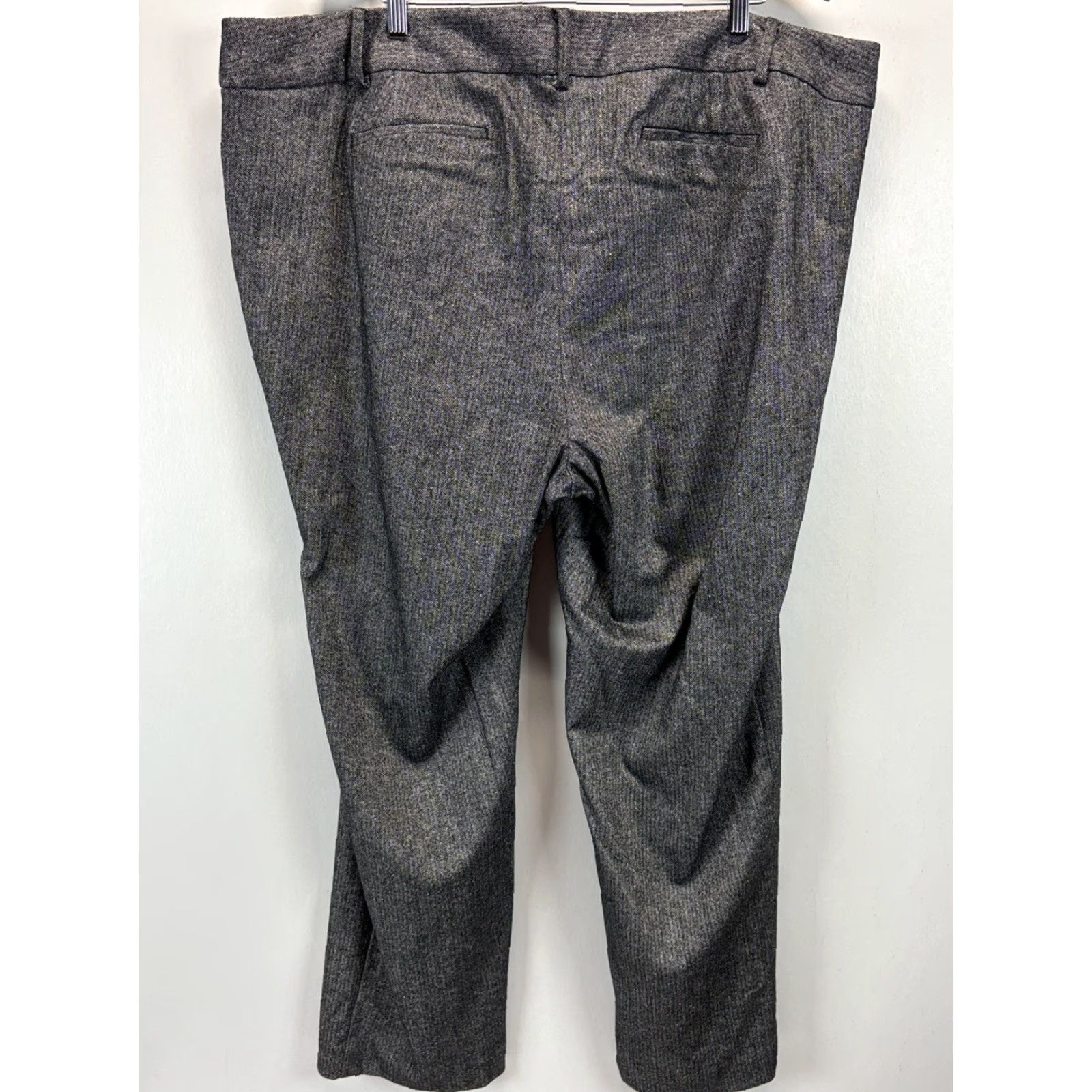 Talbots VINTAGE? No, Talbots Dress Pants Gray Herringbone 24W Plus Straight Classic Fit Women Pants Size 24W Gray Viscose Blend Womens Size 42" / US 20 - 3 Thumbnail