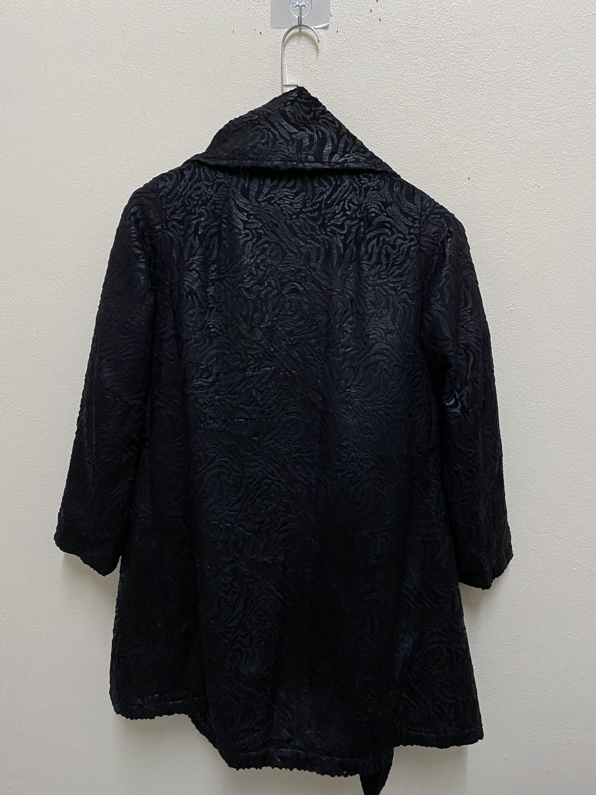 Max Mara Max Mara Made in Italy Textured Wool Blend Coat M Size M / US 6-8 / IT 42-44 - 2 Thumbnail