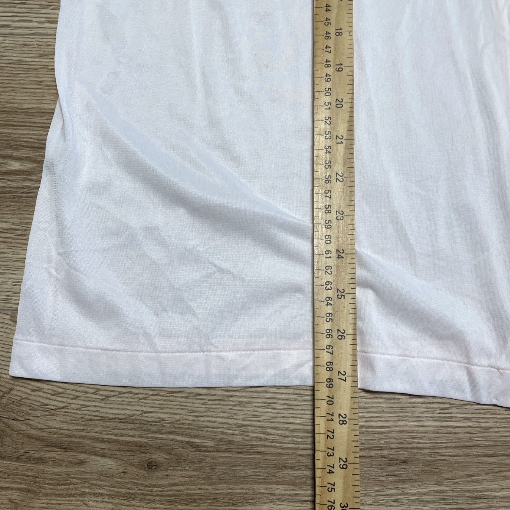 Vintage VINTAGE Vanity Fair Pajama Top Womens XL Pink Nylon Short Sleeve Button V-Neck Sheer Sleepwear Size XL / US 12-14 / IT 48-50 - 4 Thumbnail