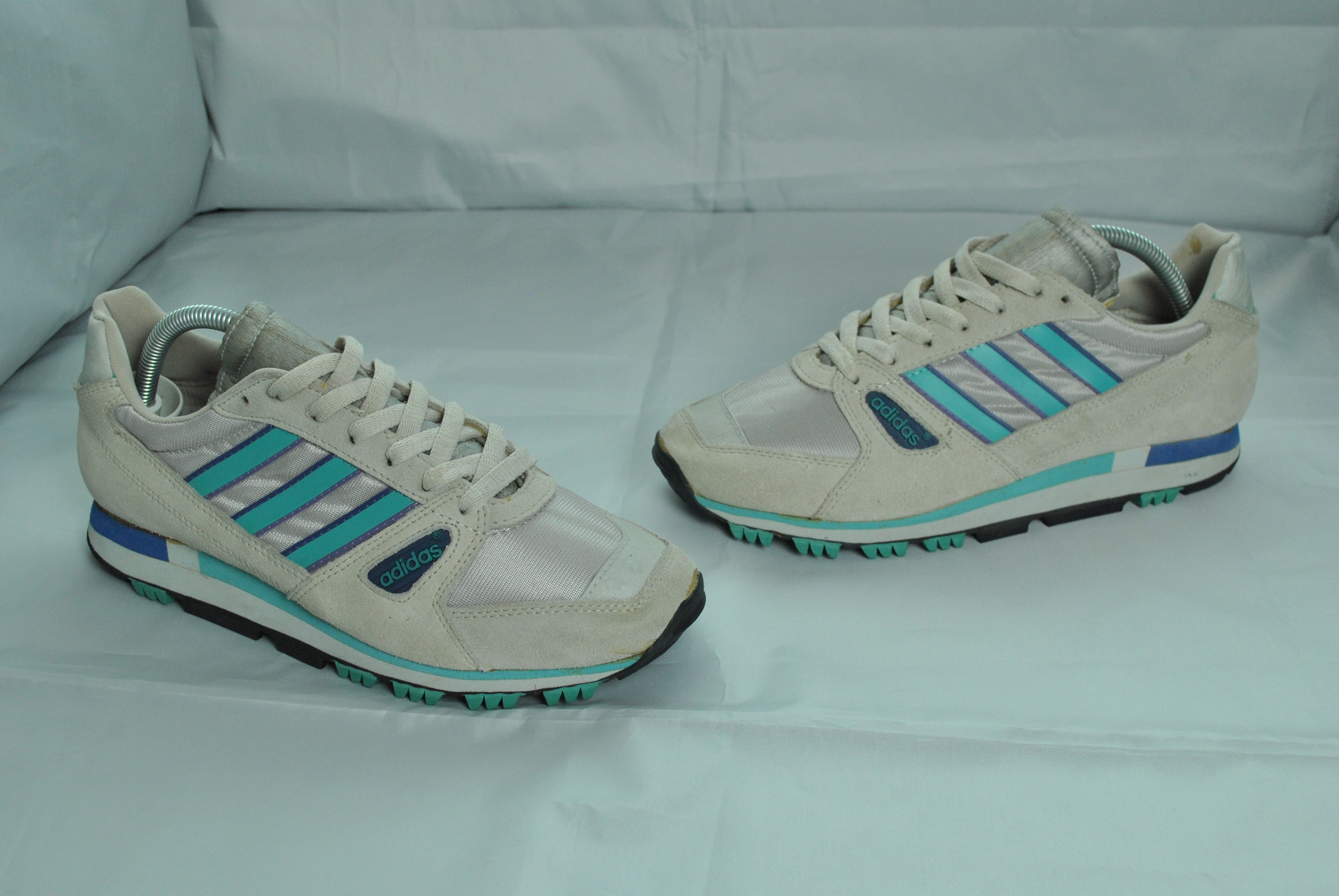 新しく着き Adidas Adidas Snow Runner 1987 vintage | Grailed アイドルグッズ