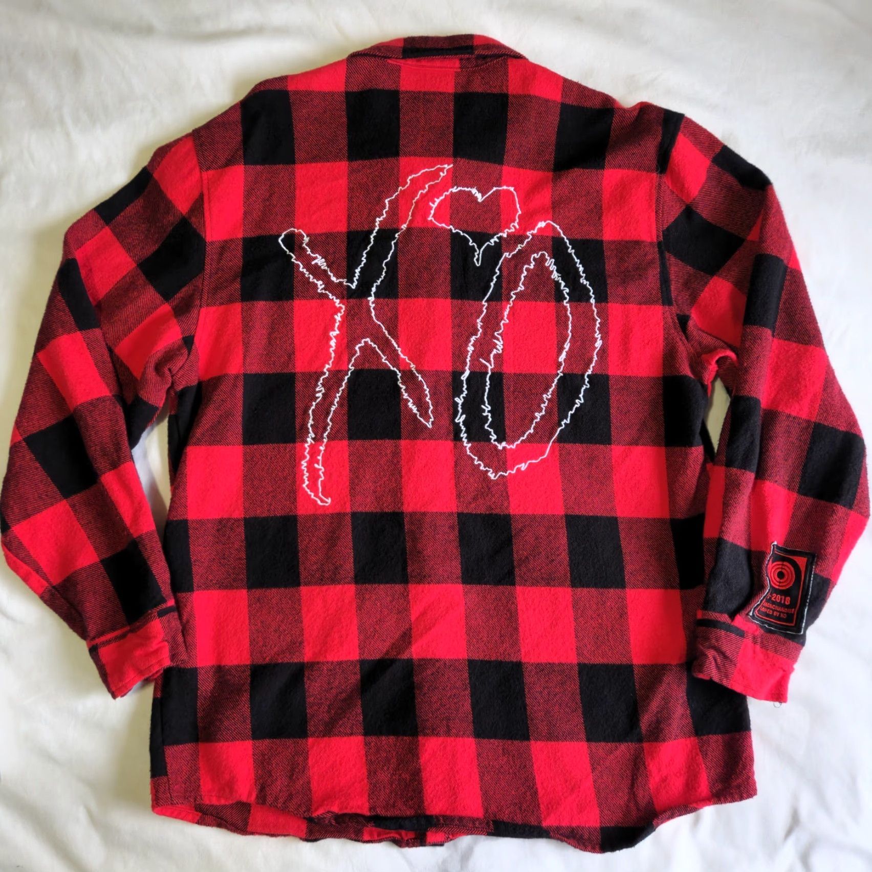 Vintage VINTAGE The Weeknd XO Till We Overdose Rare Hip Hop Merch Flannel Shirt L Red Black Cotton Polyester Button-Up Men XS-XL Size US L / EU 52-54 / 3 - 5 Thumbnail