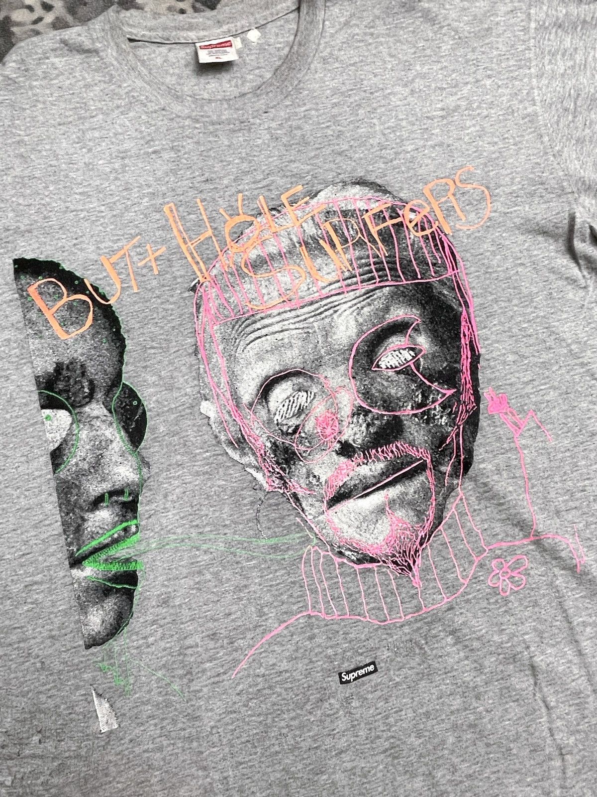 Supreme 2000s Y2K Supreme Butt Holes Tshirt Size US XL / EU 56 / 4 - 2 Thumbnail